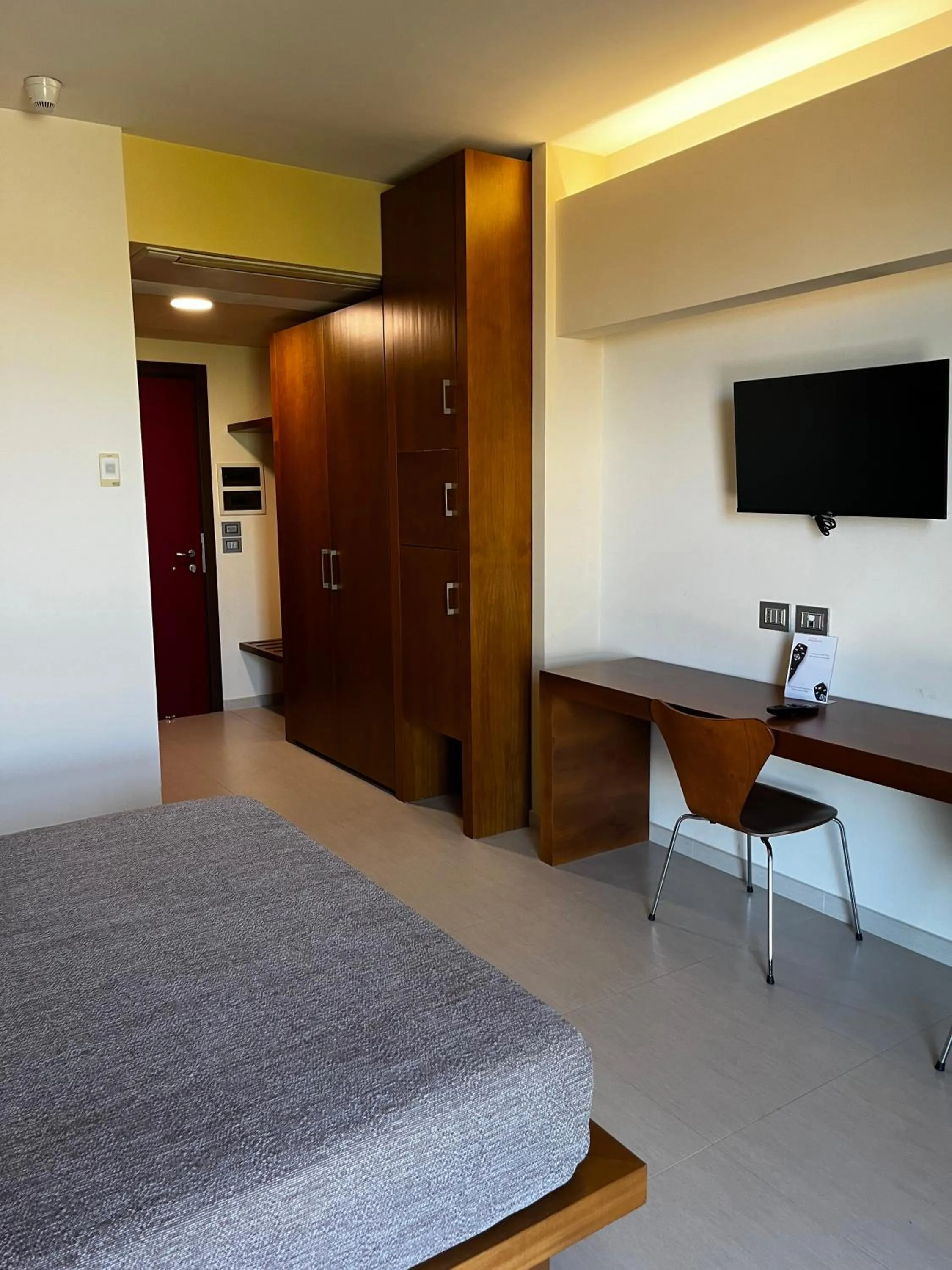 Shower, Bed in don guglielmo panoramic hotel & spa