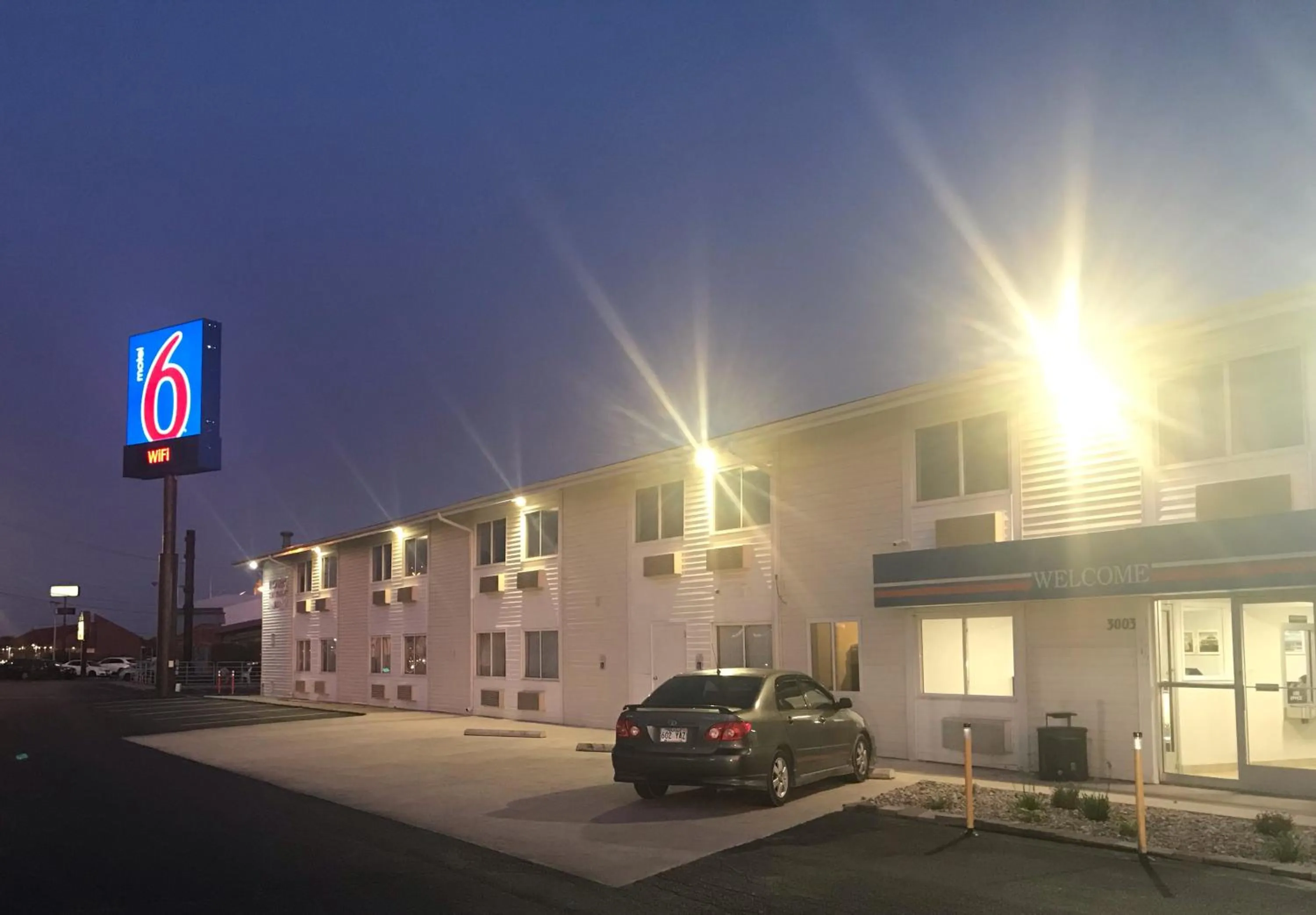 Property building in Motel 6-Fort Wayne, IN