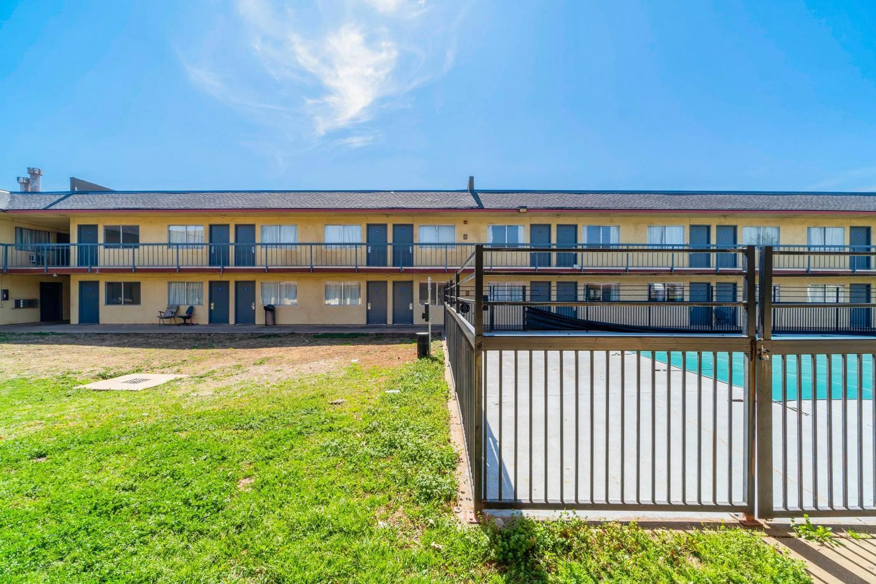 Garden in Castle Inn & Suites By OYO Chickasha