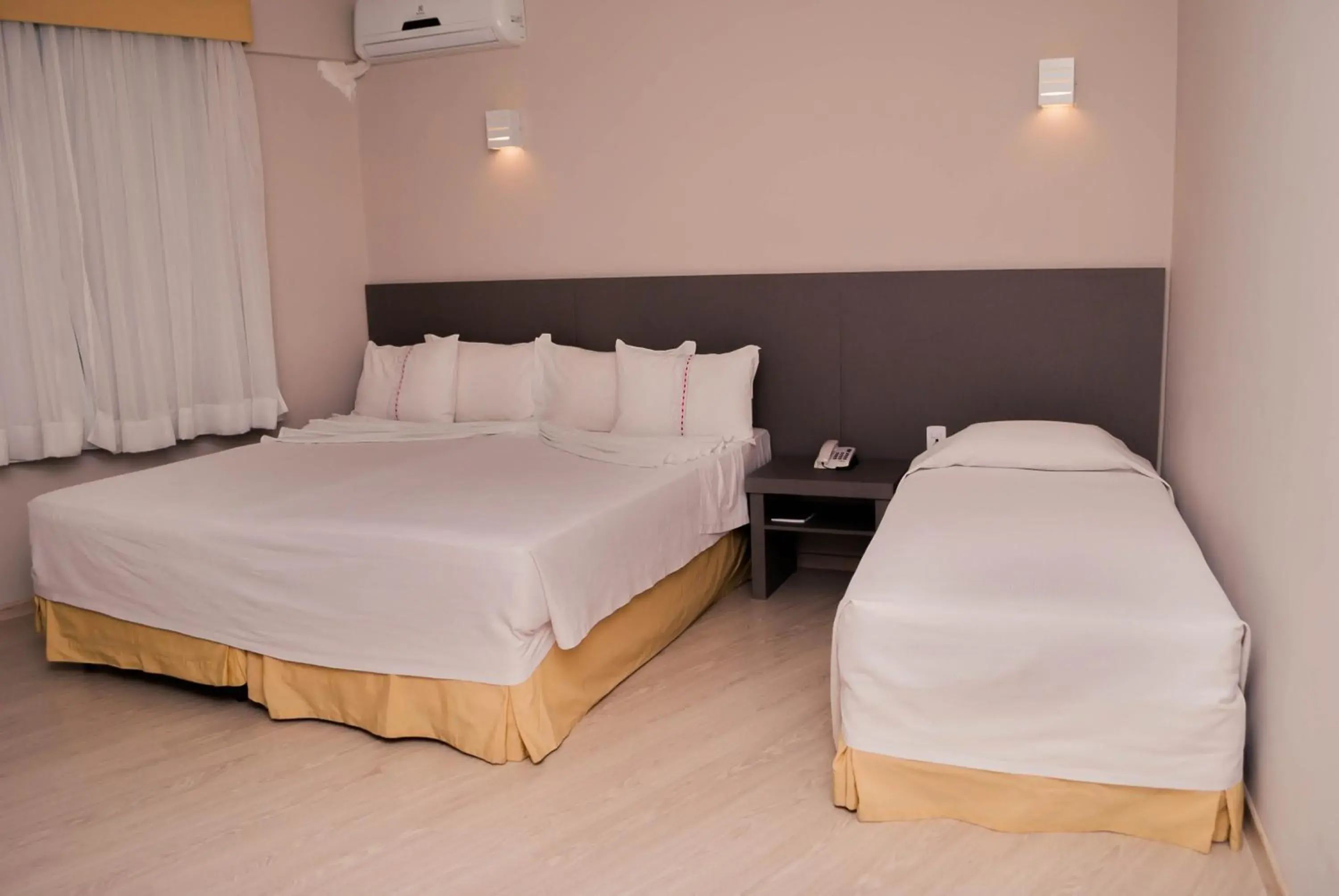 Triple Room in Abba Hotel Triple Room in Abba Hotel