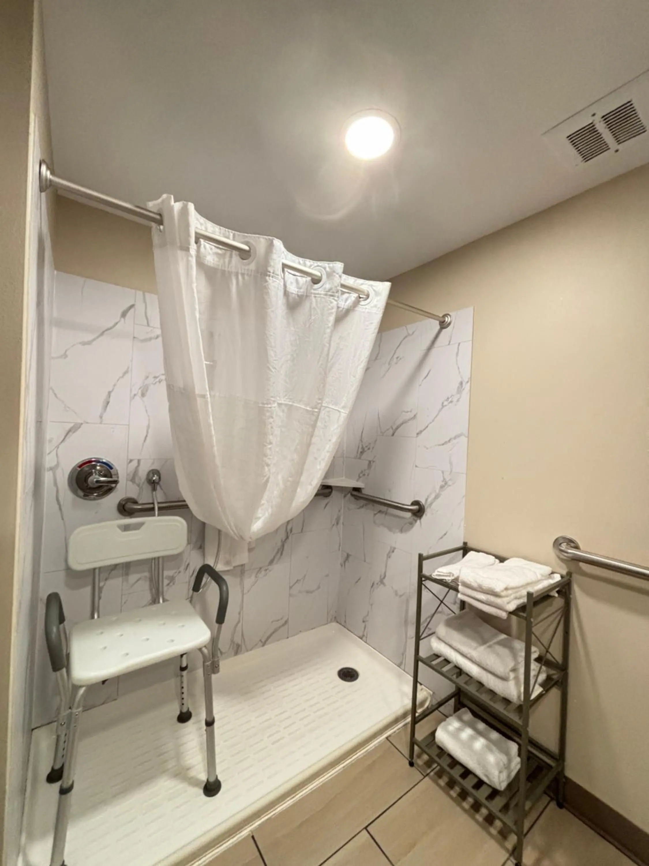 Baymont by Wyndham Lake Park Valdosta I75