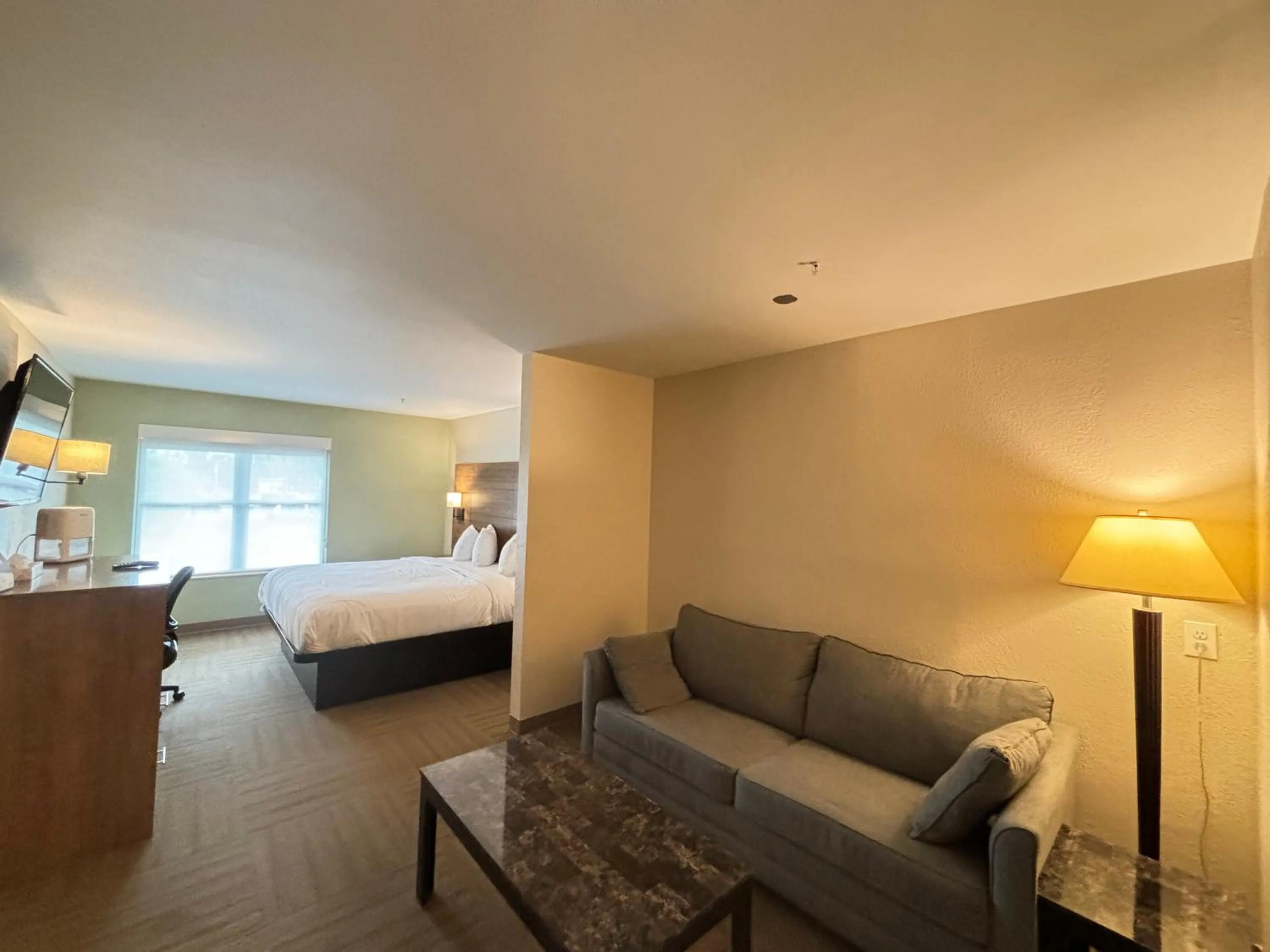 Bed in Baymont by Wyndham Lake Park Valdosta I75