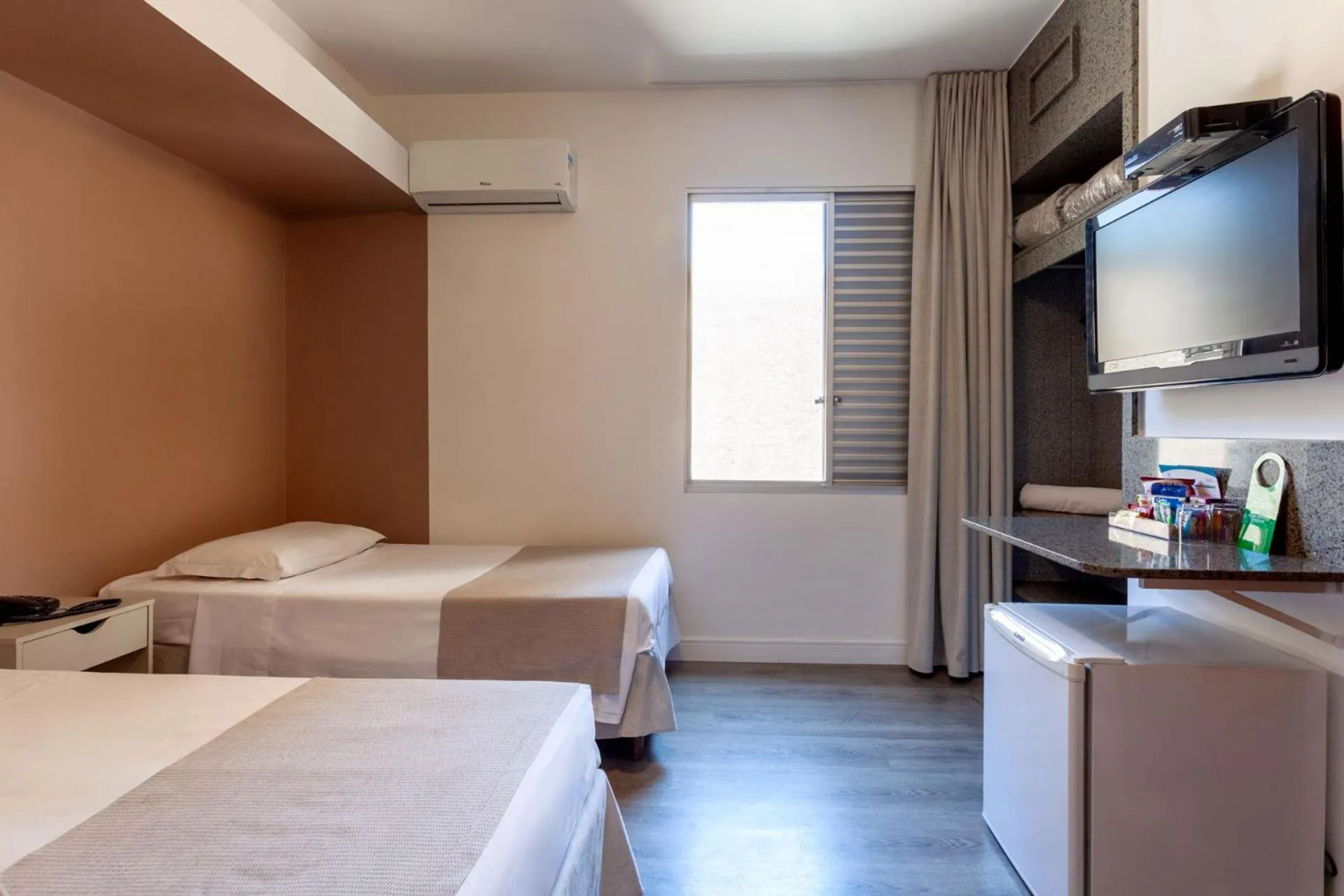 Photo of the whole room, Bed in Savassi Hotel