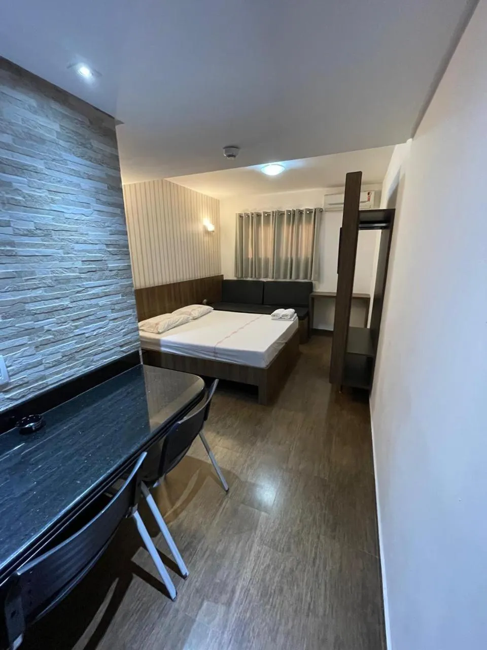 Bed in Calandre Hotel