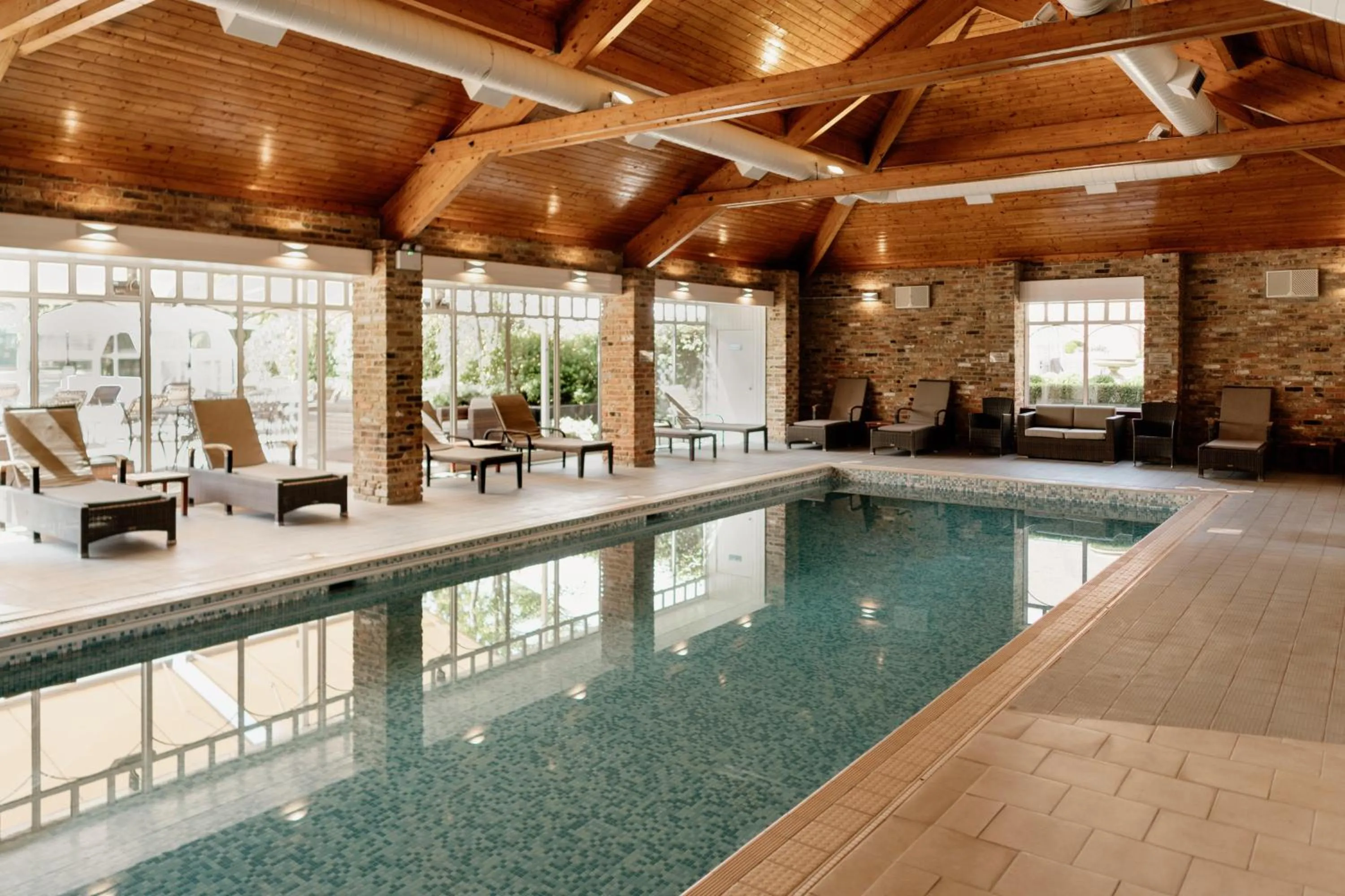 Patio in Pontlands Park Hotel