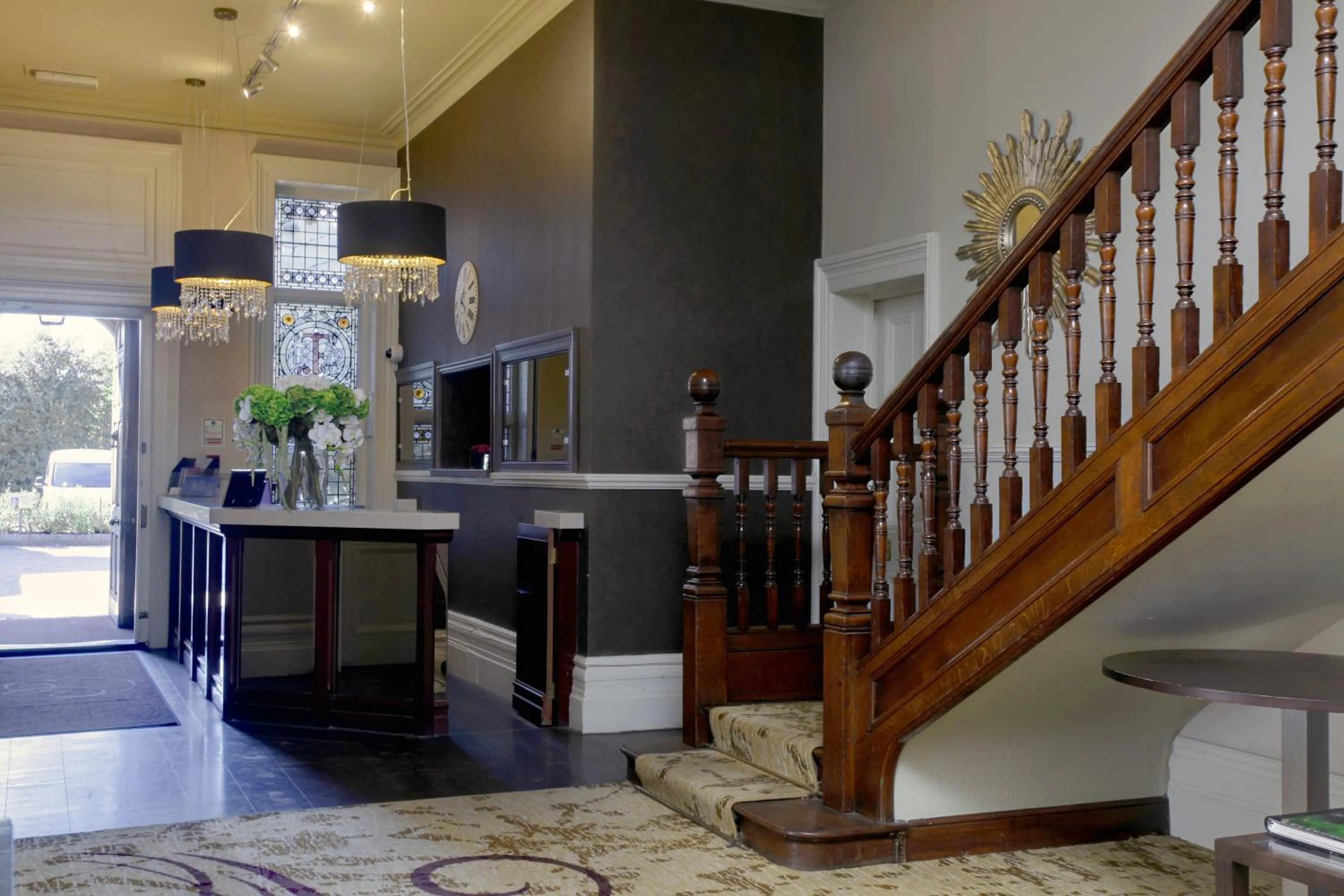 Facade/entrance in Pontlands Park Hotel