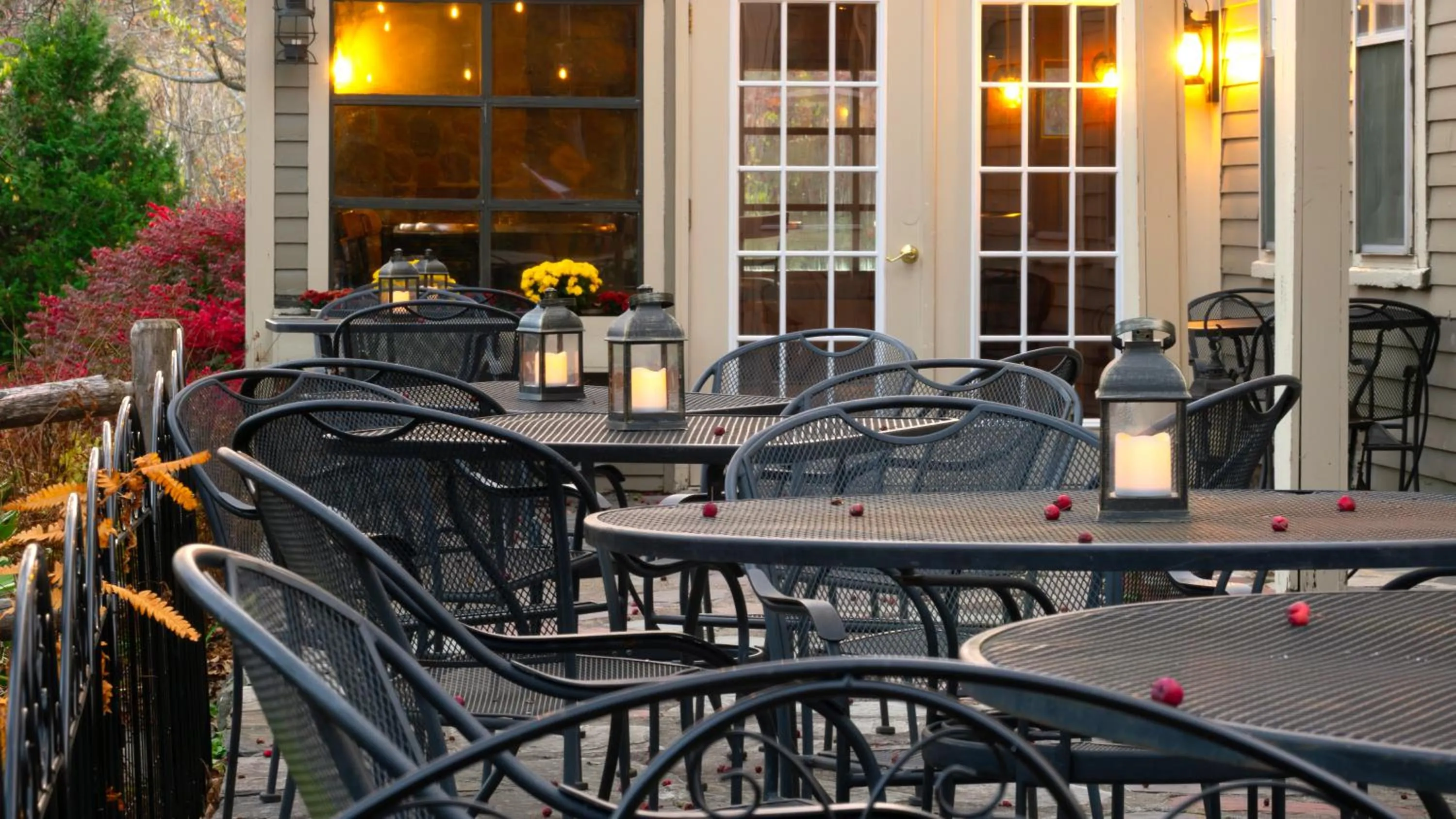 Patio in Whitneys Inn at Black Mountain