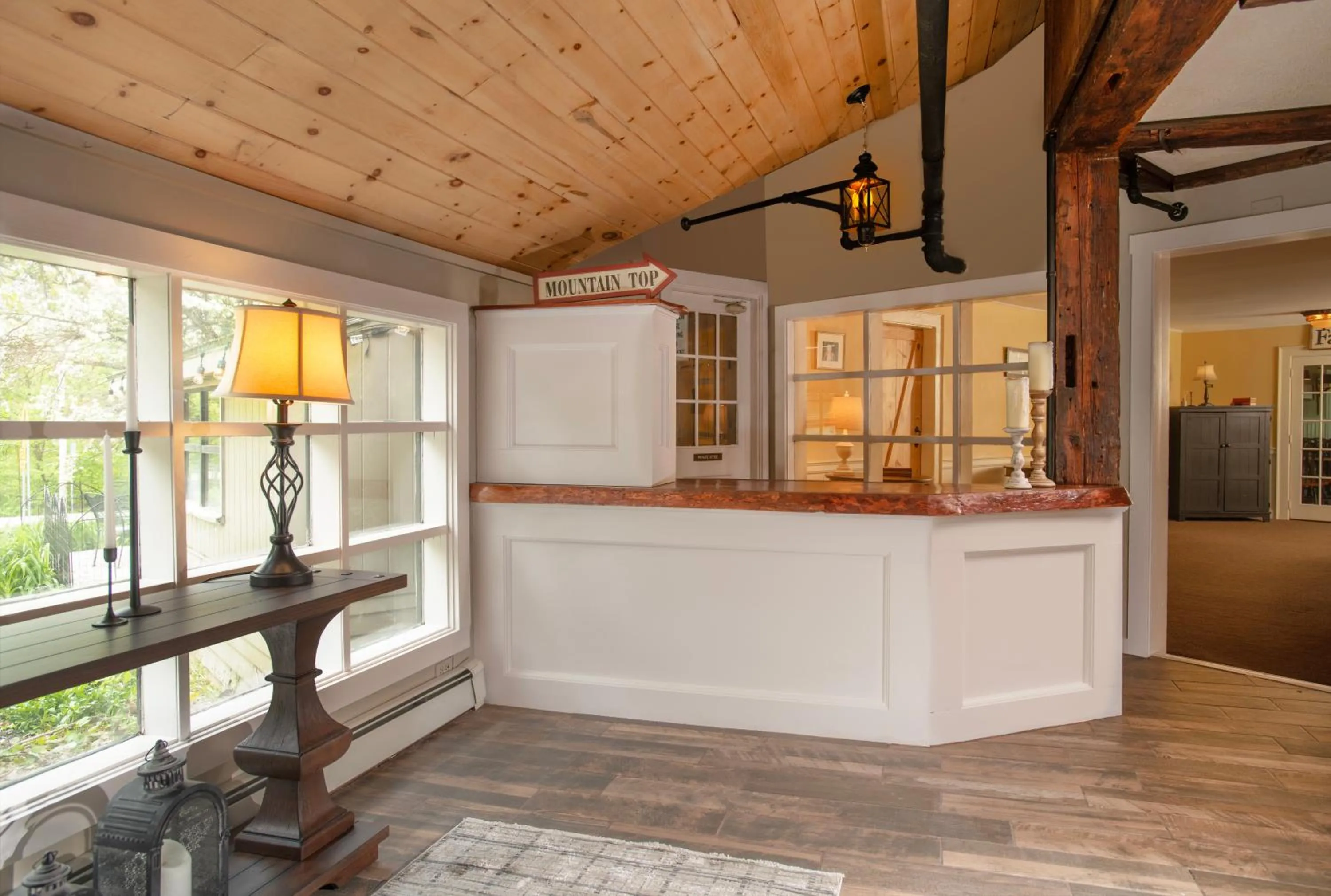 Lobby or reception in Whitneys Inn at Black Mountain