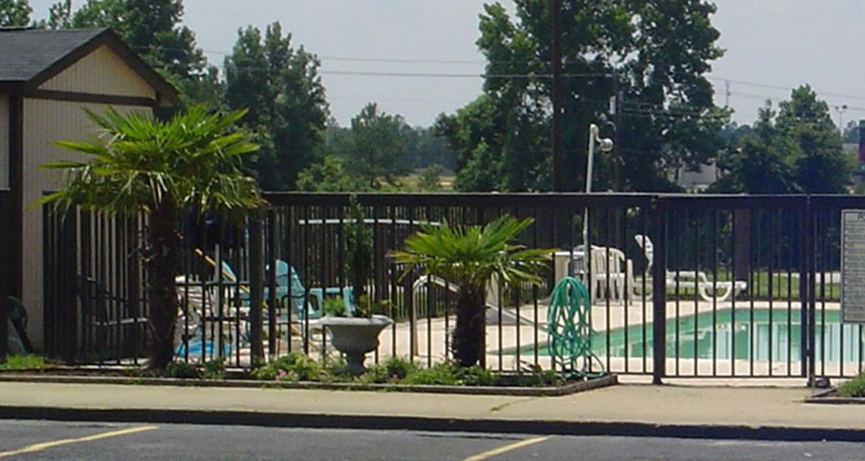 Swimming pool in Travel Inn - Lugoff