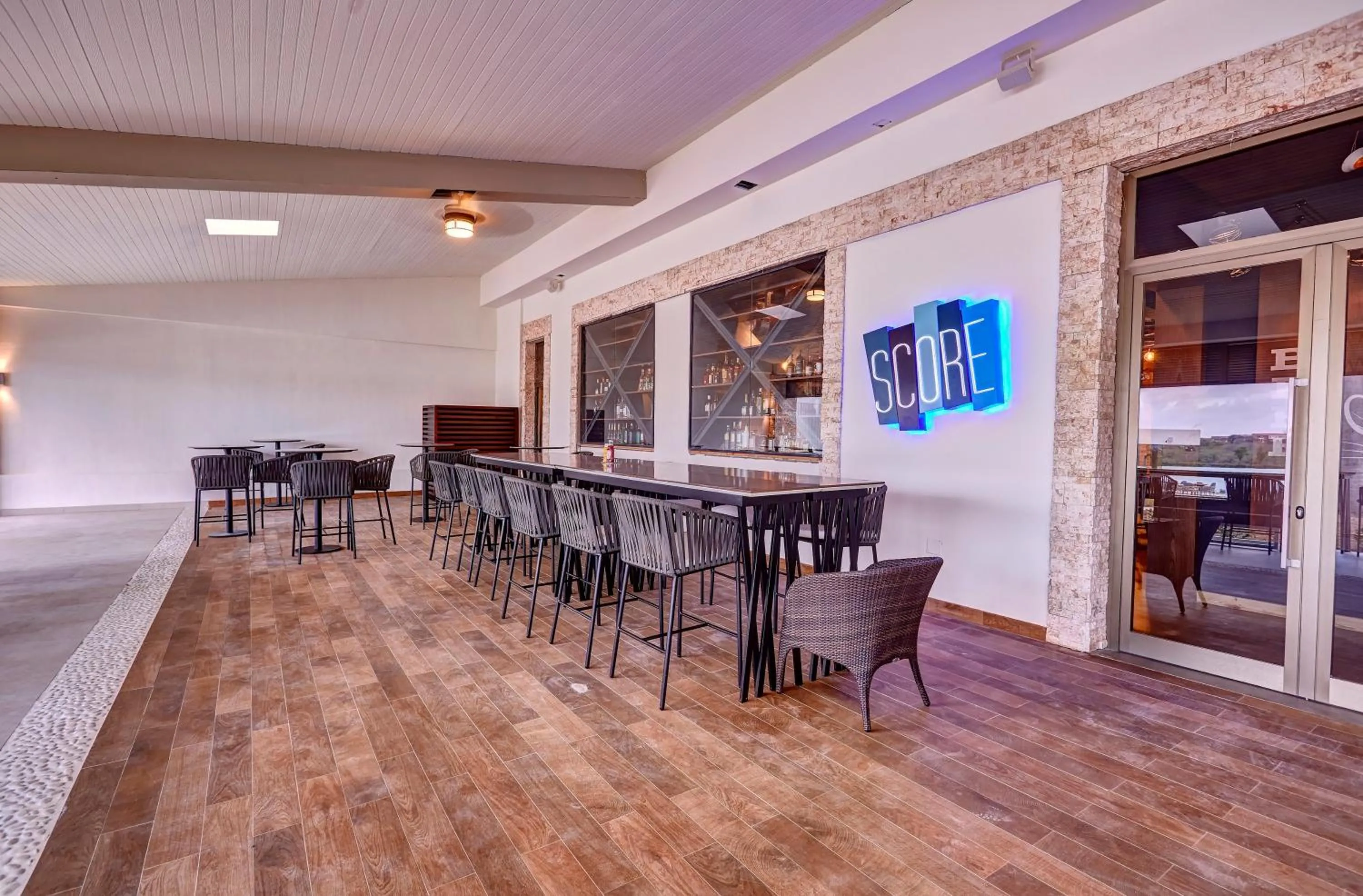 Food and drinks in Royalton Antigua, An Autograph Collection All-Inclusive Resort