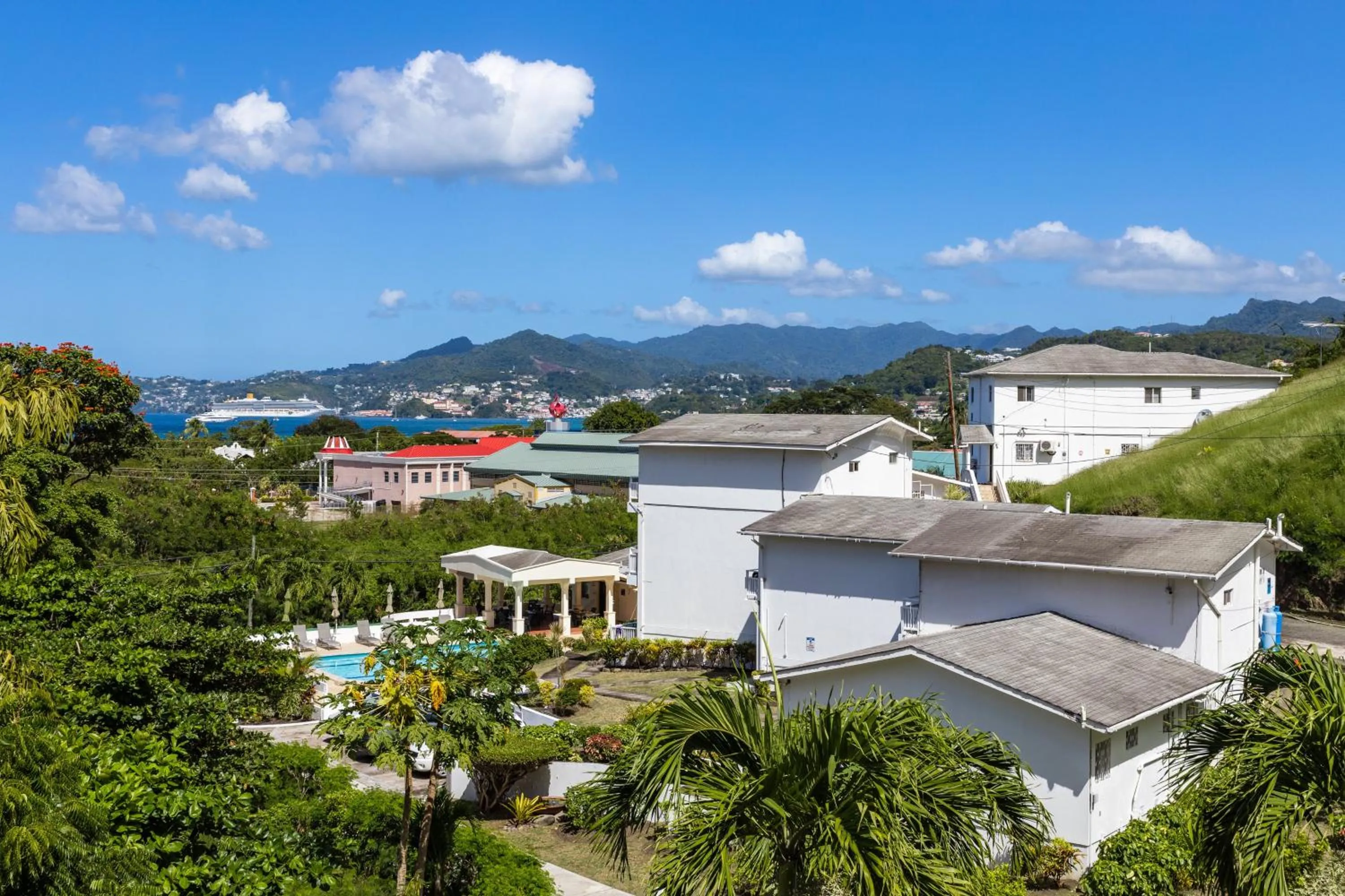 Property building in Siesta Hotel