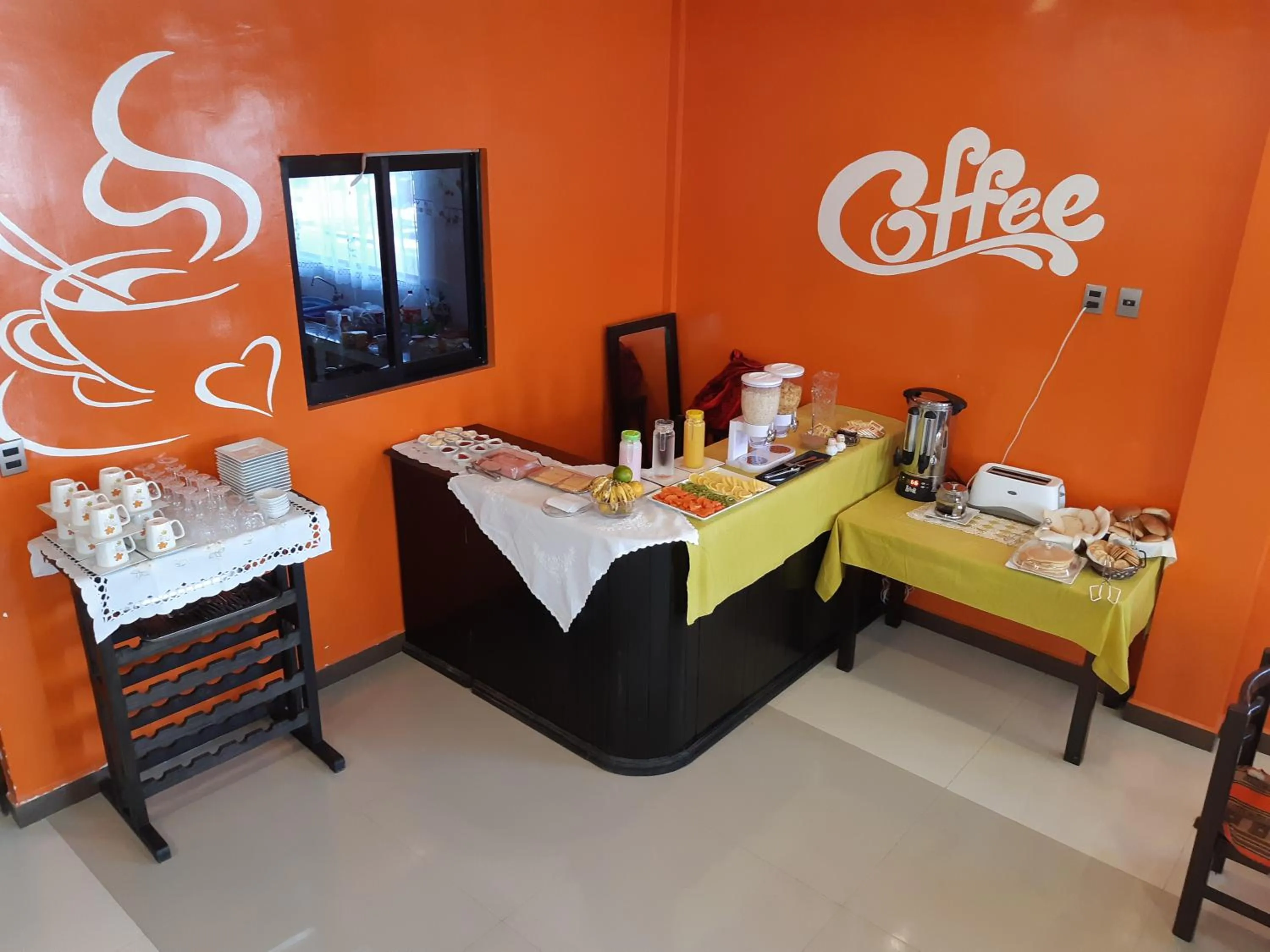 Breakfast, Bed in Hotel Cristales De Sal