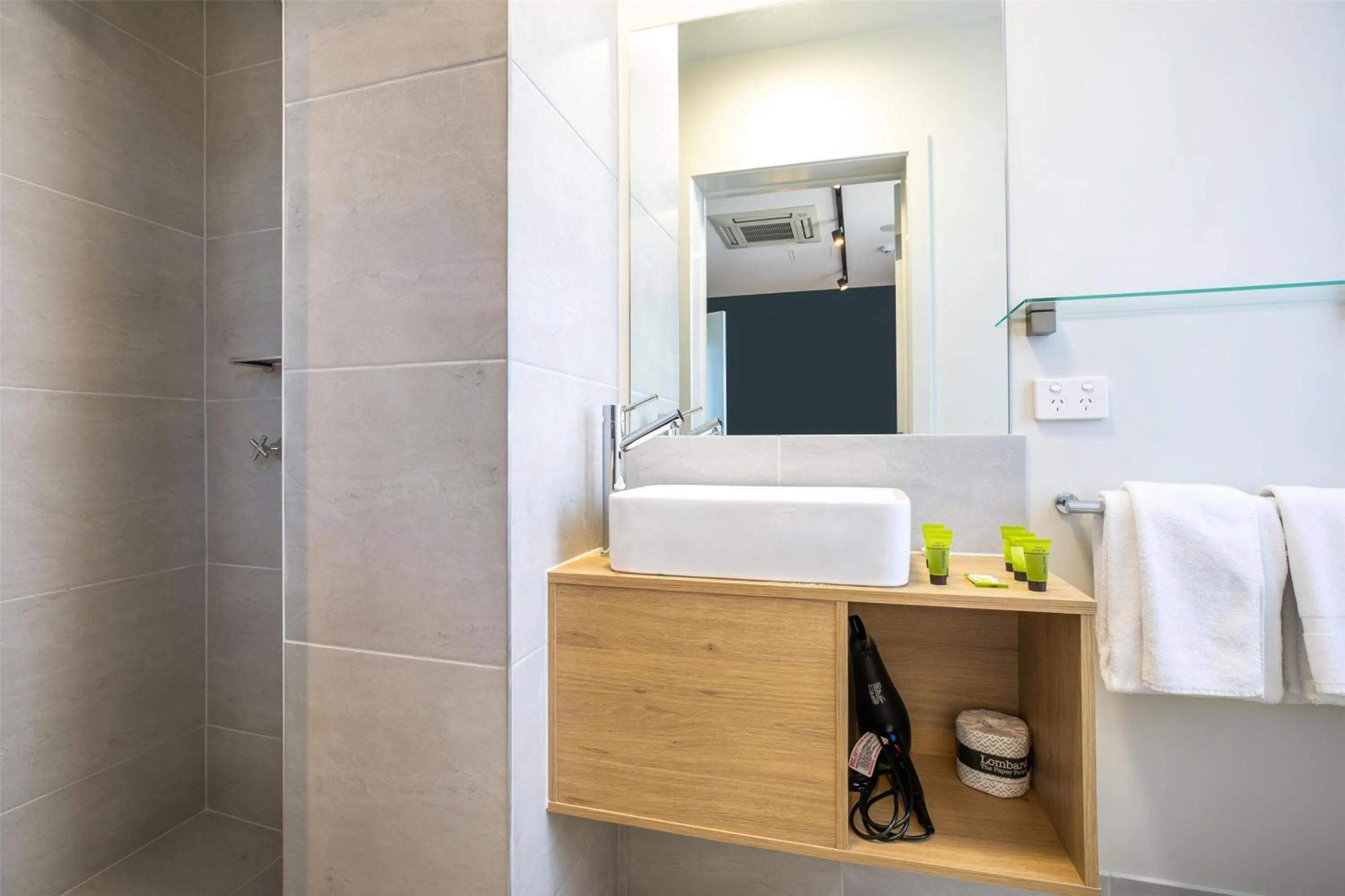 Bathroom in Nightcap at Chardons Corner Hotel