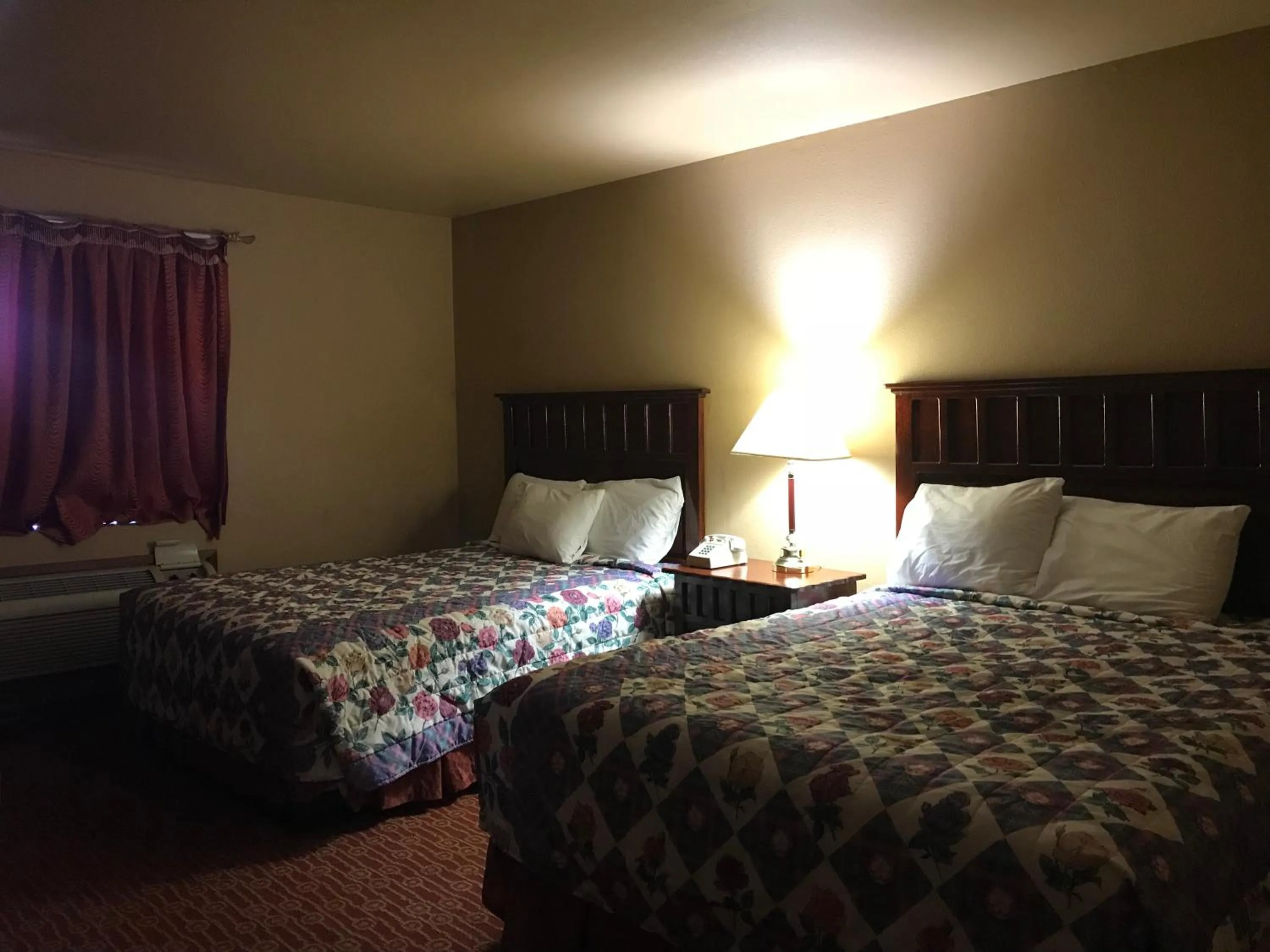 Bed in Camino Real Hotel