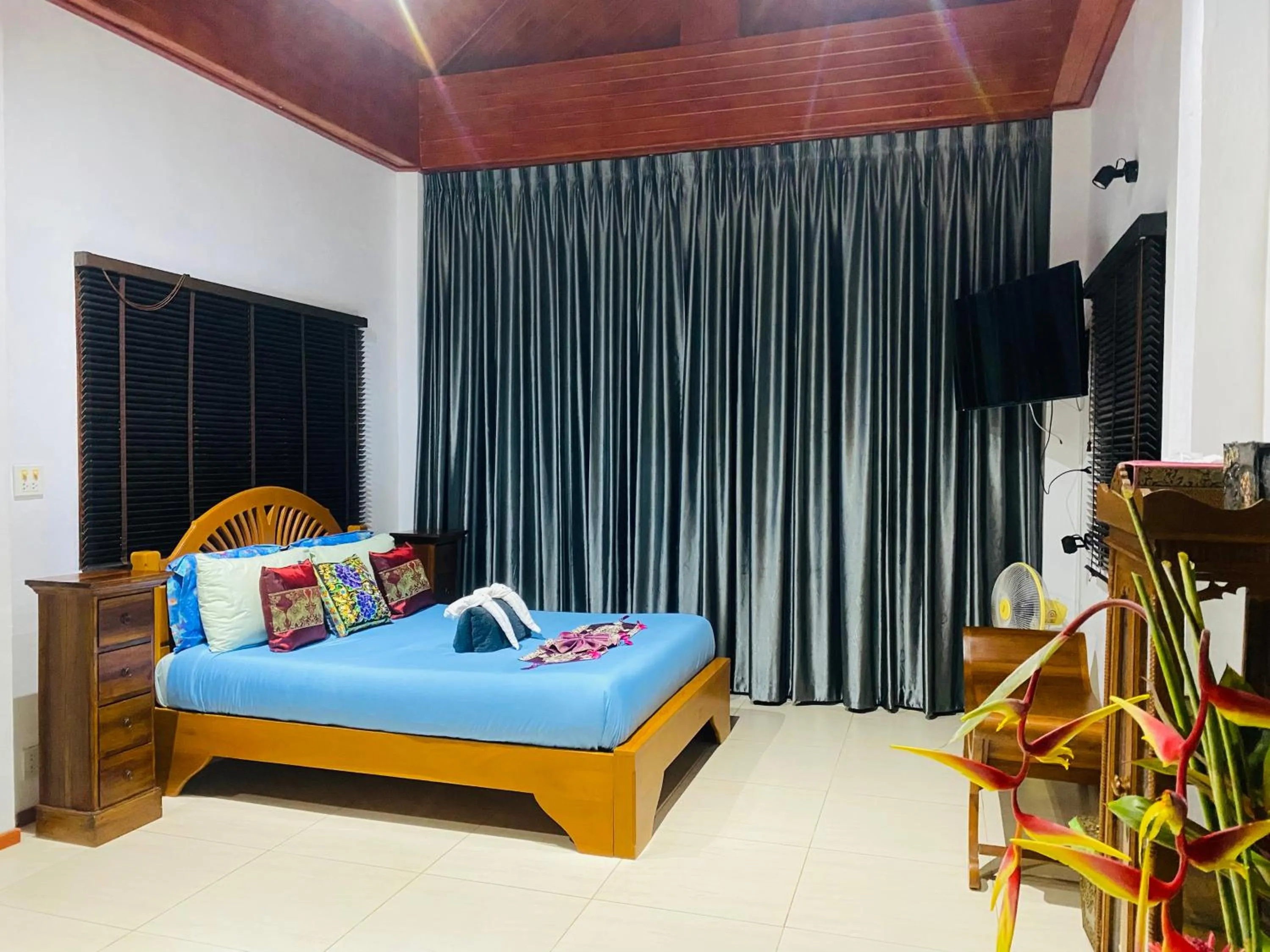 Bed in Krabi Villa Phu Khao Private Resort