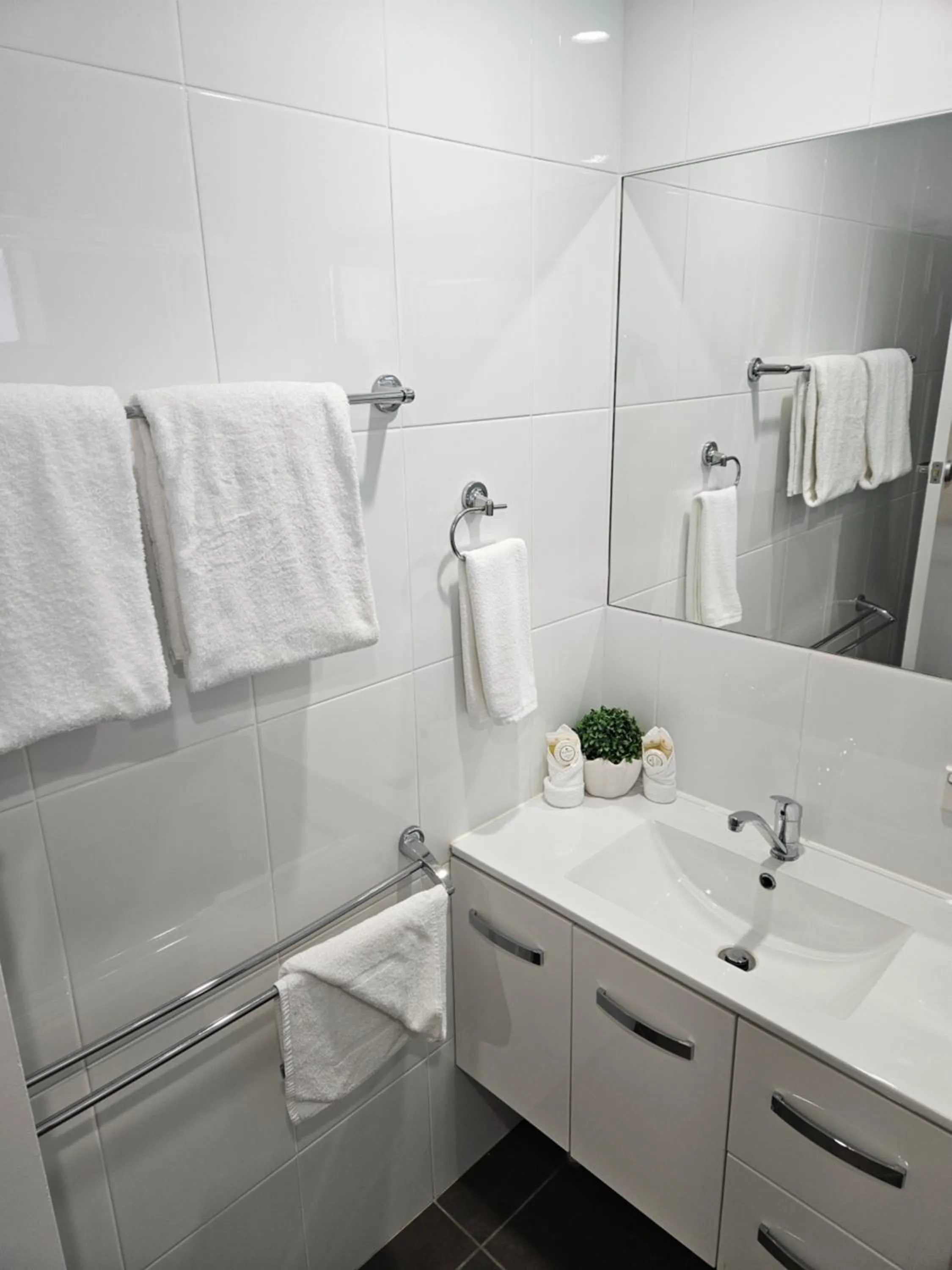 Bathroom in Ballina Colonial Motel