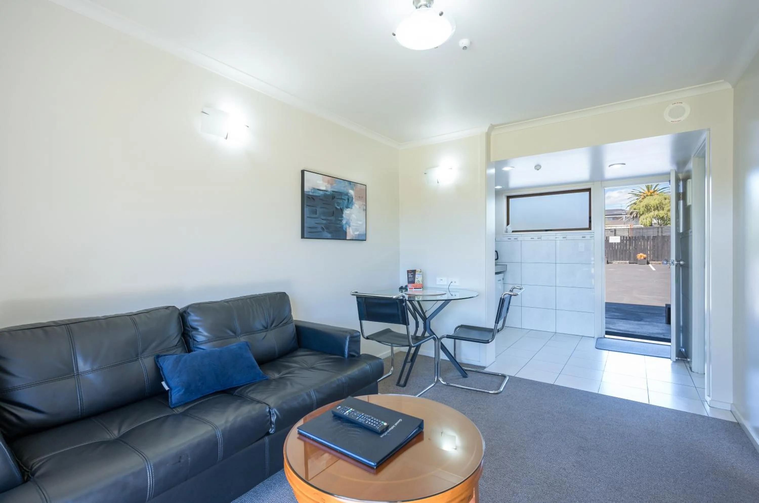 Lounge or bar in Admirals Motor Inn