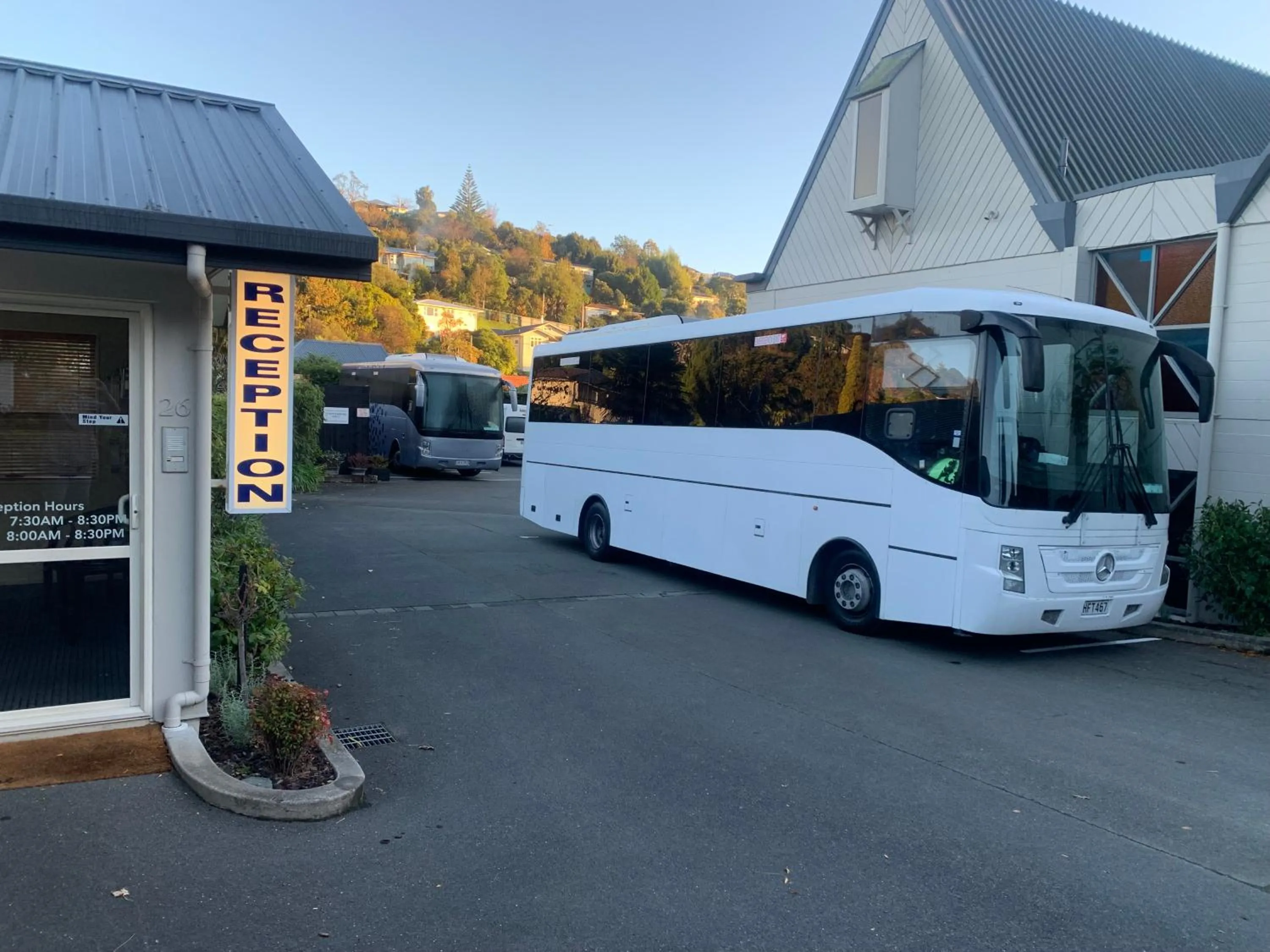 Parking in Admirals Motor Inn