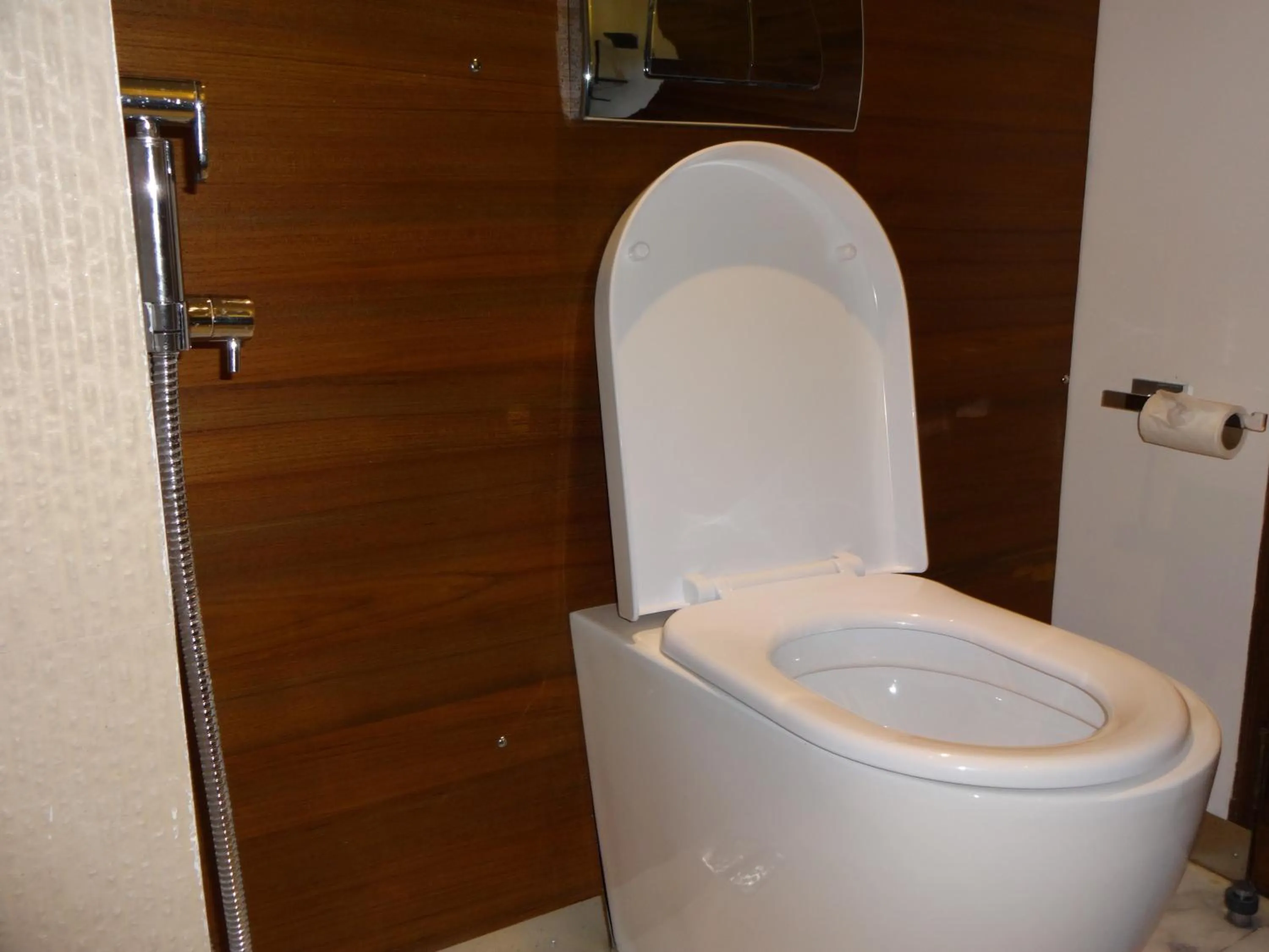 Toilet in The Promenade