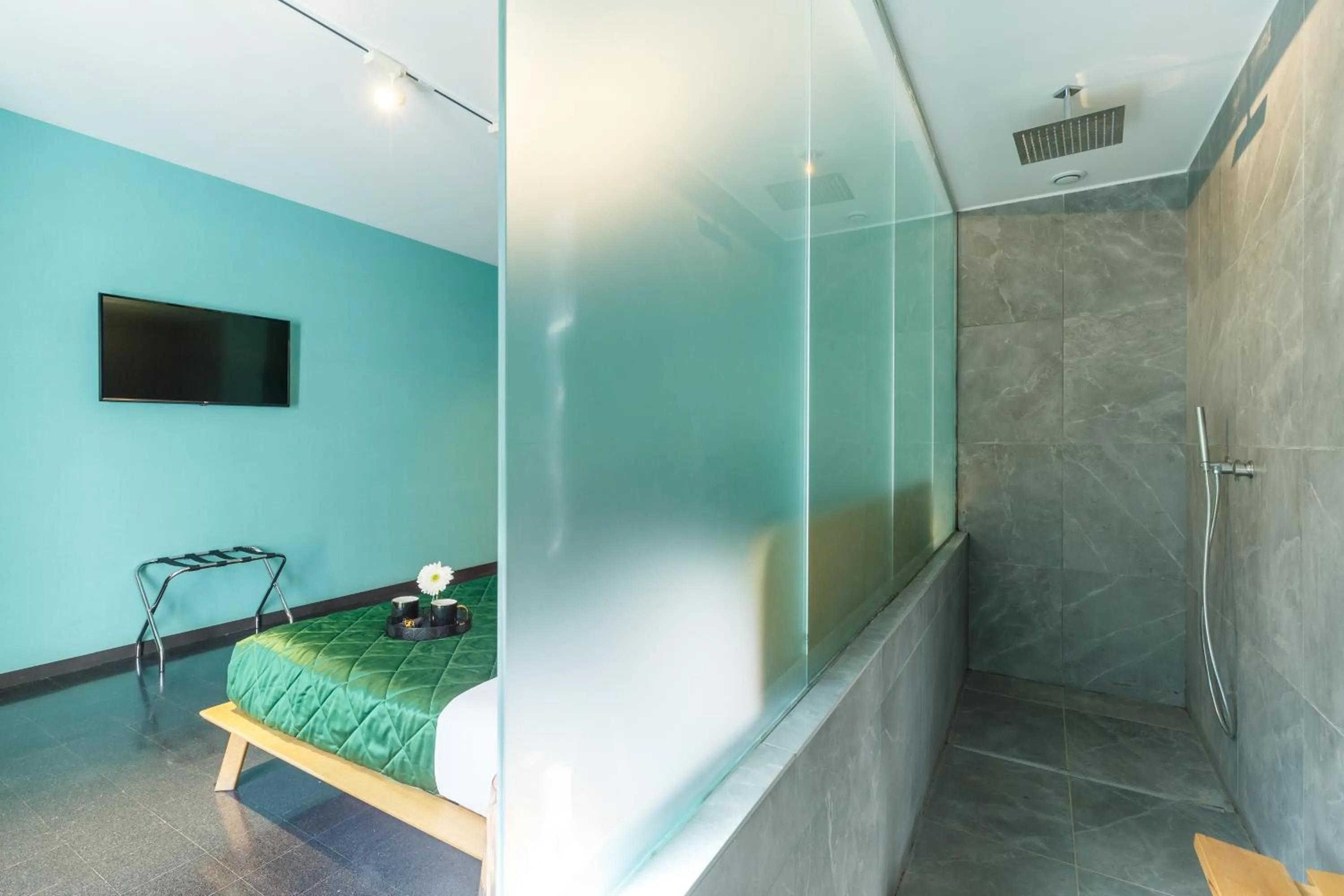 Shower in Dimora Doria d'Angri