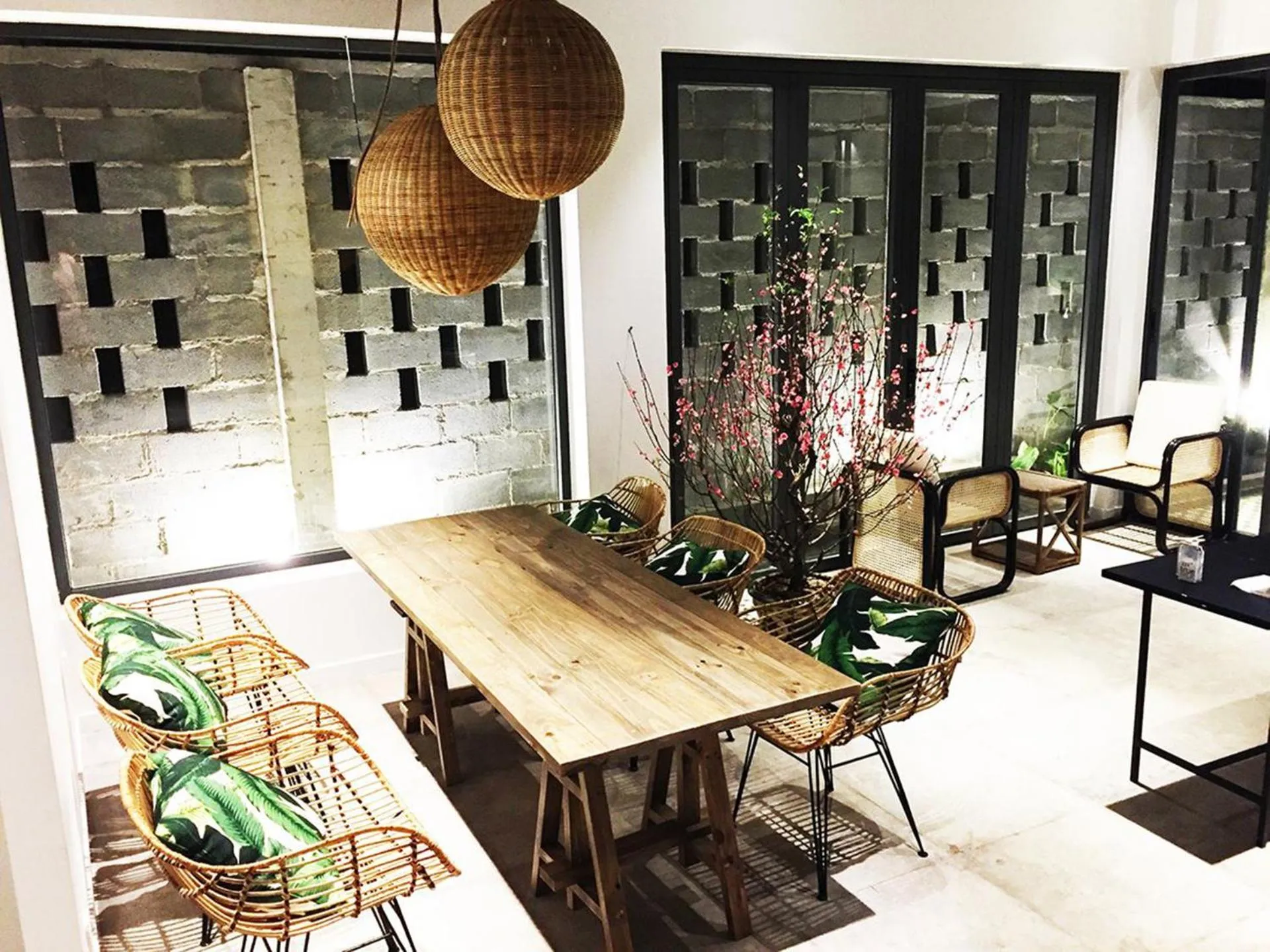 Seating area in Green River Boutique Hotel