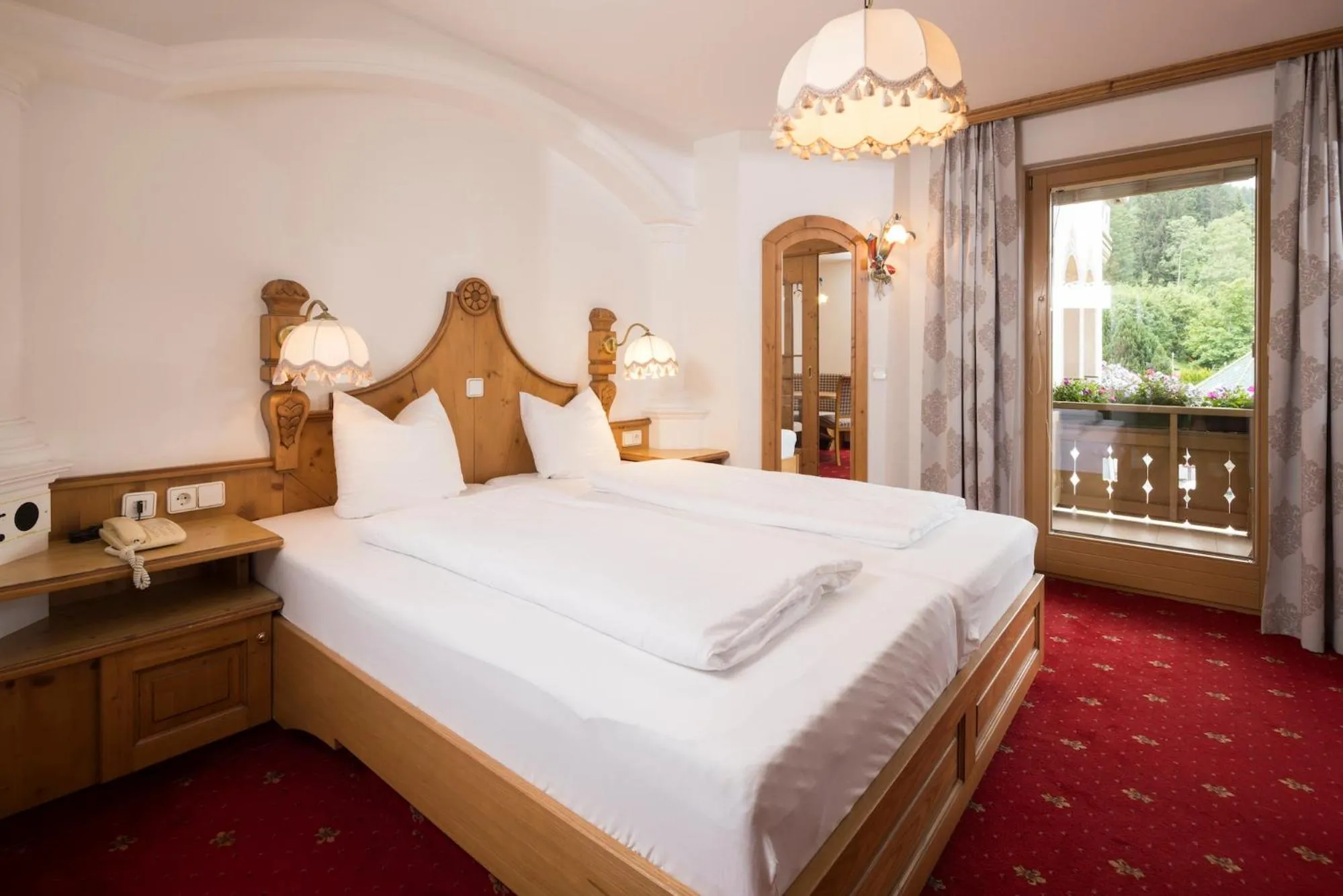 Bed in Hotel Silberberger - Wildschönau