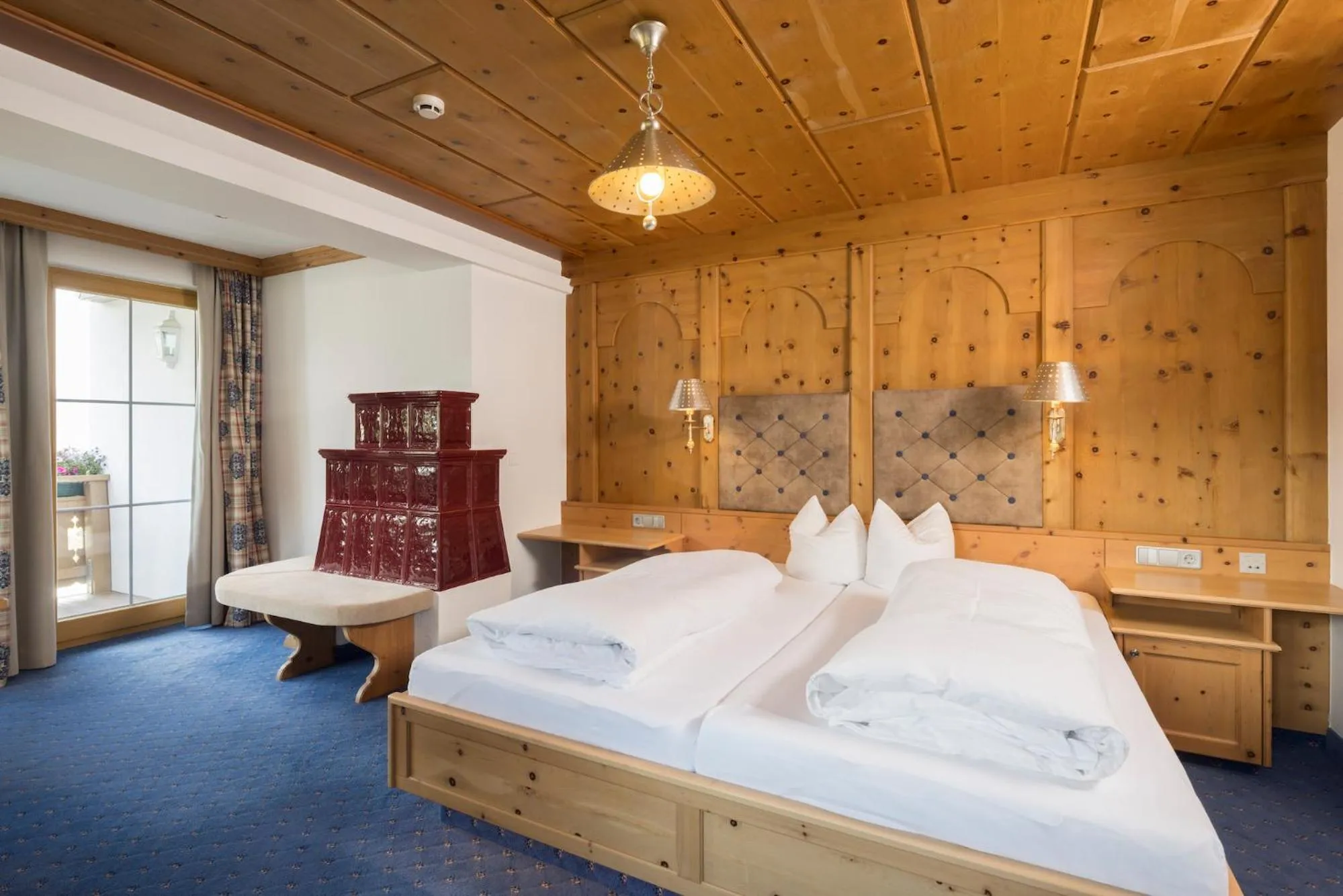 Bed in Hotel Silberberger - Wildschönau