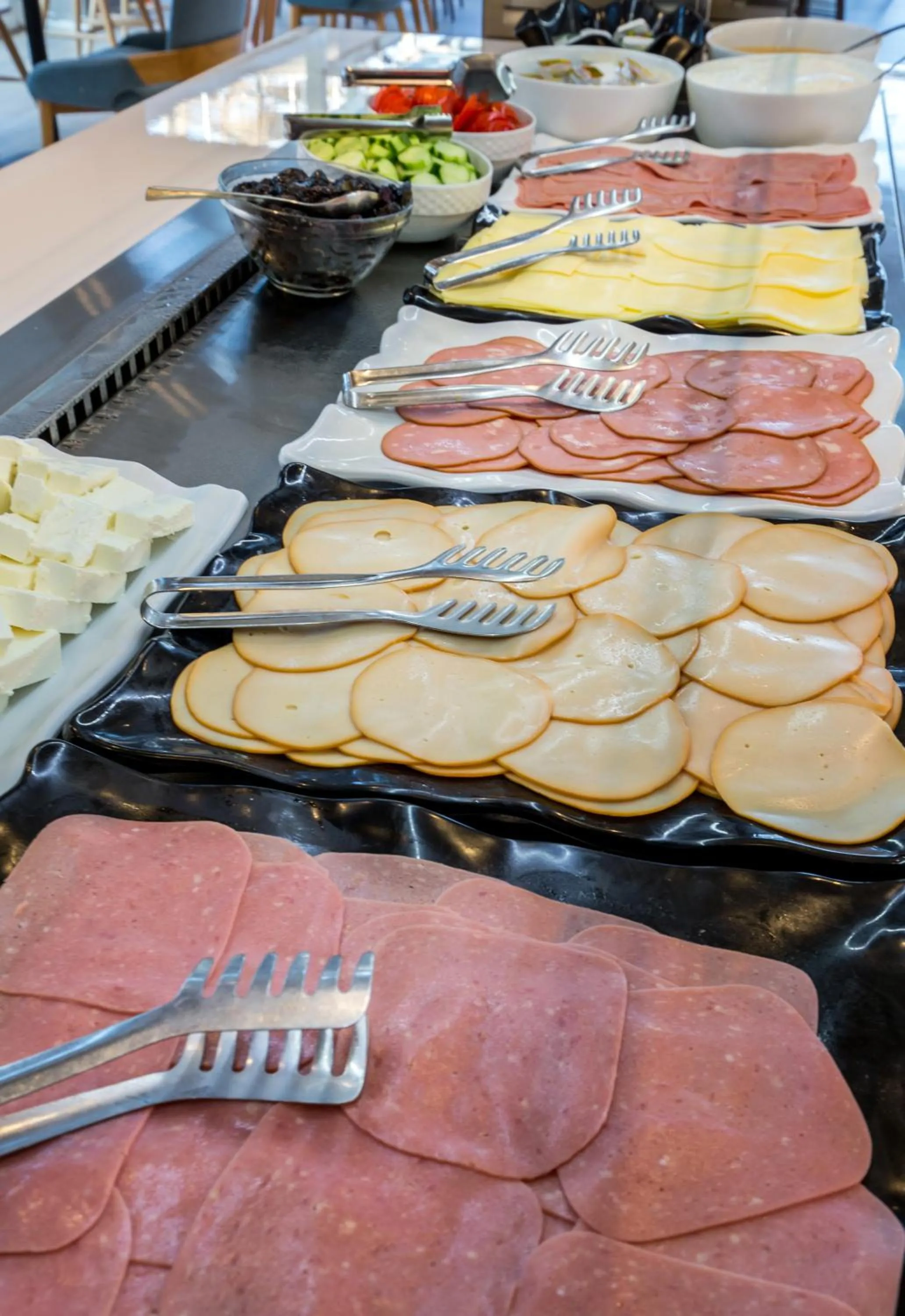 Buffet breakfast in Hotel Potos