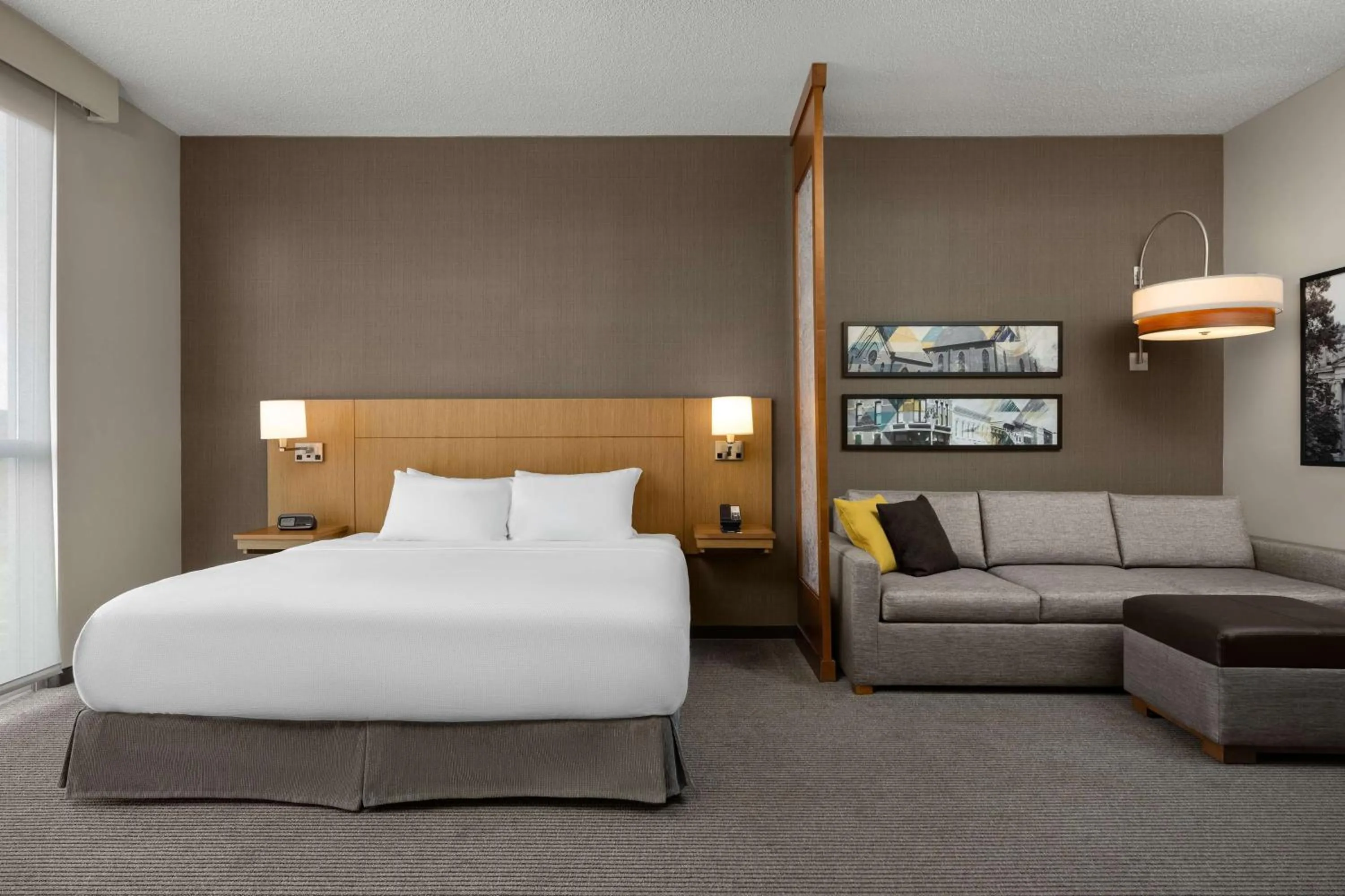 Bedroom, Bed in Hyatt Place Iowa City Downtown