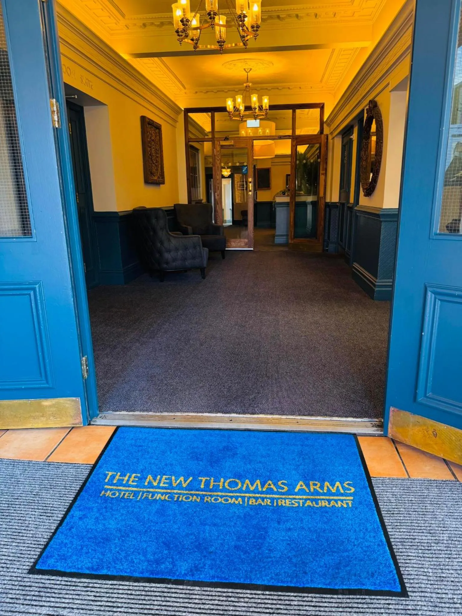 Facade/entrance in Thomas Arms Hotel