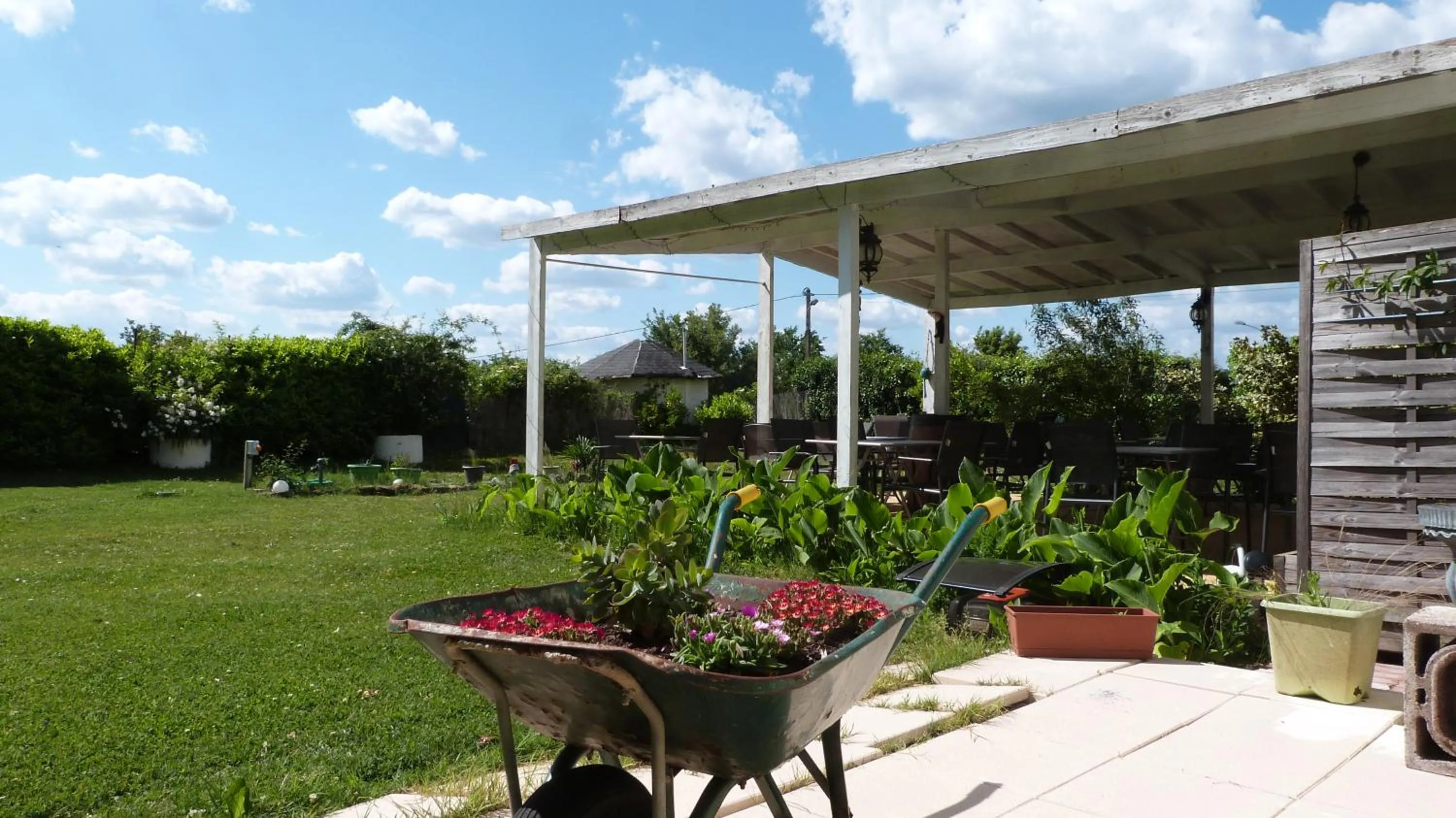 Balcony/Terrace in Logis Hôtel Restaurant La Borie