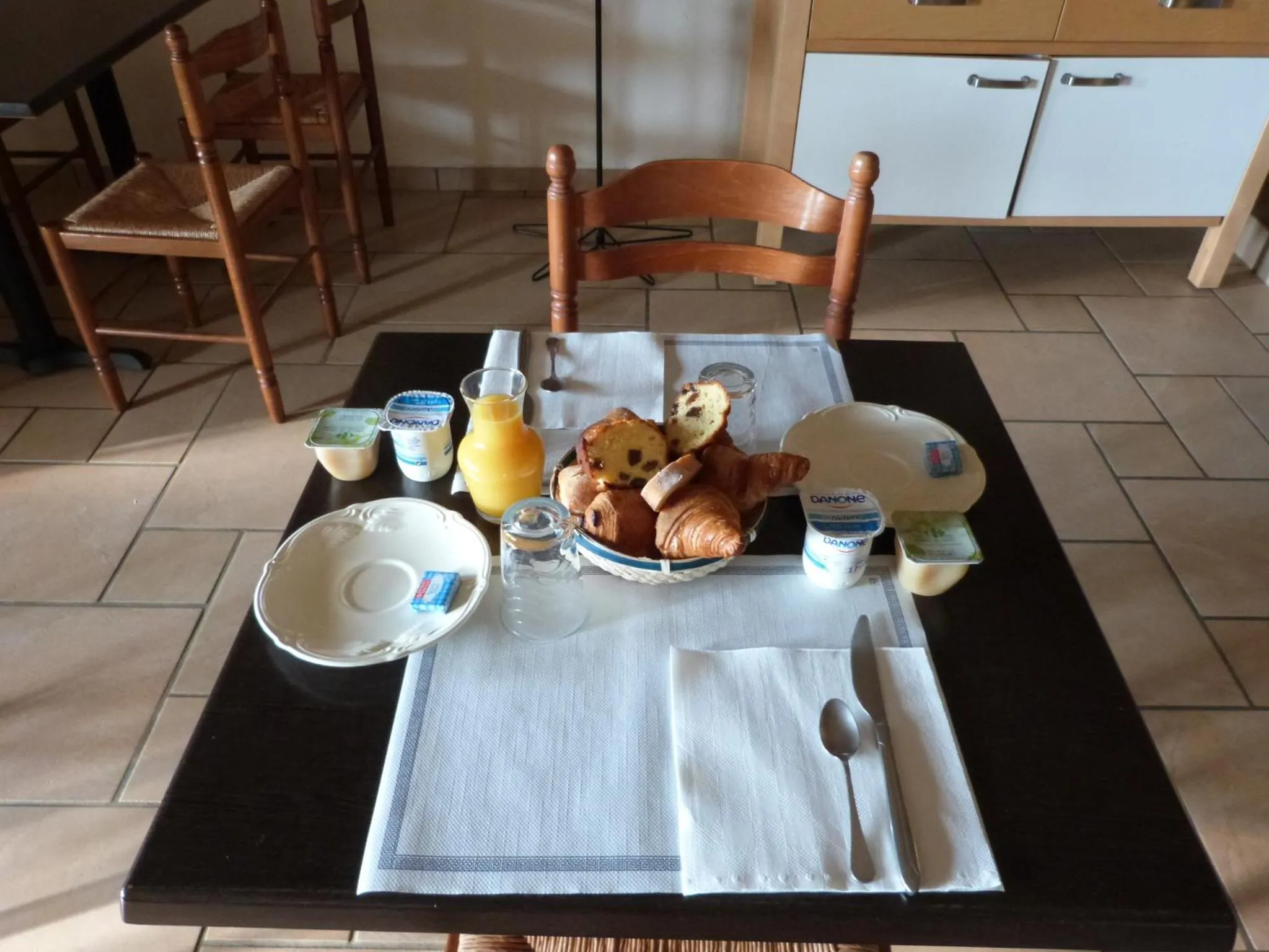 Continental breakfast in Logis Hôtel Restaurant La Borie