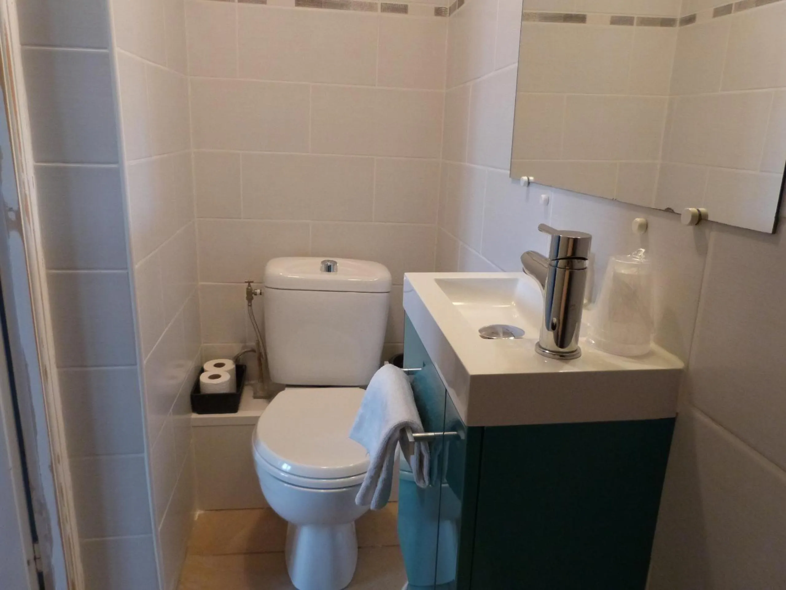 Bathroom in Logis Hôtel Restaurant La Borie