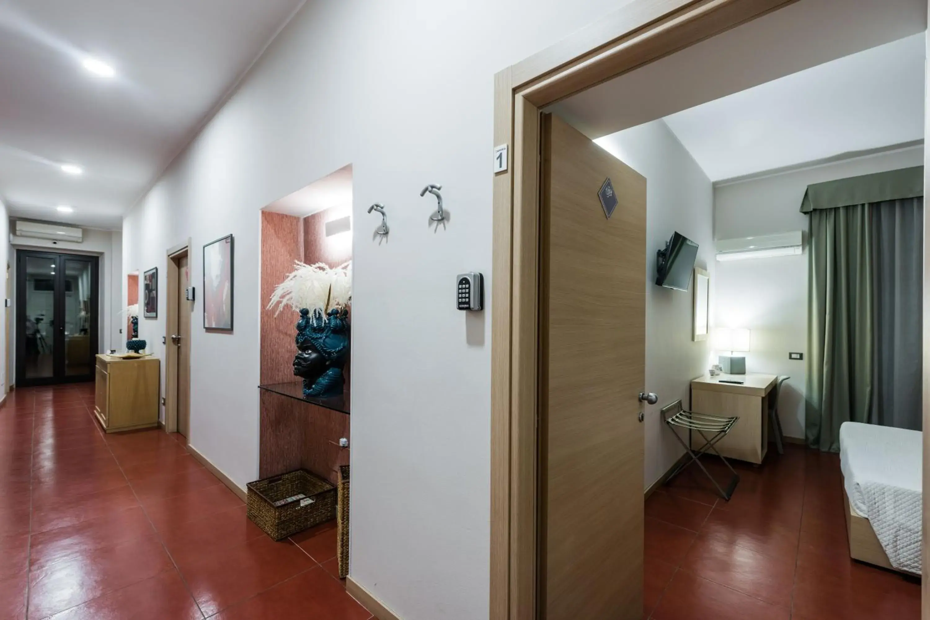 Large Double Room - single occupancy in BeBIGEA Rooms Large Double Room - single occupancy in BeBIGEA Rooms