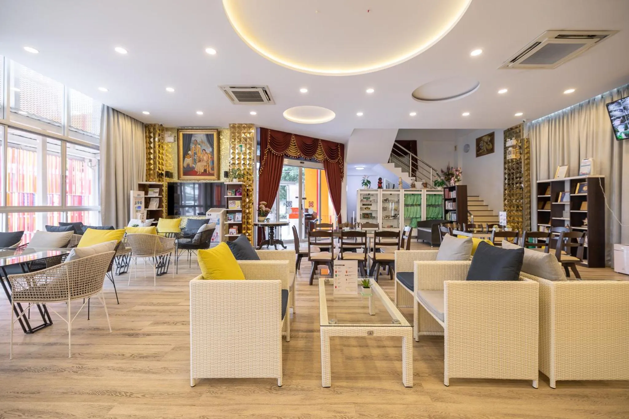 Lobby or reception in Bangkok Rama Hotel