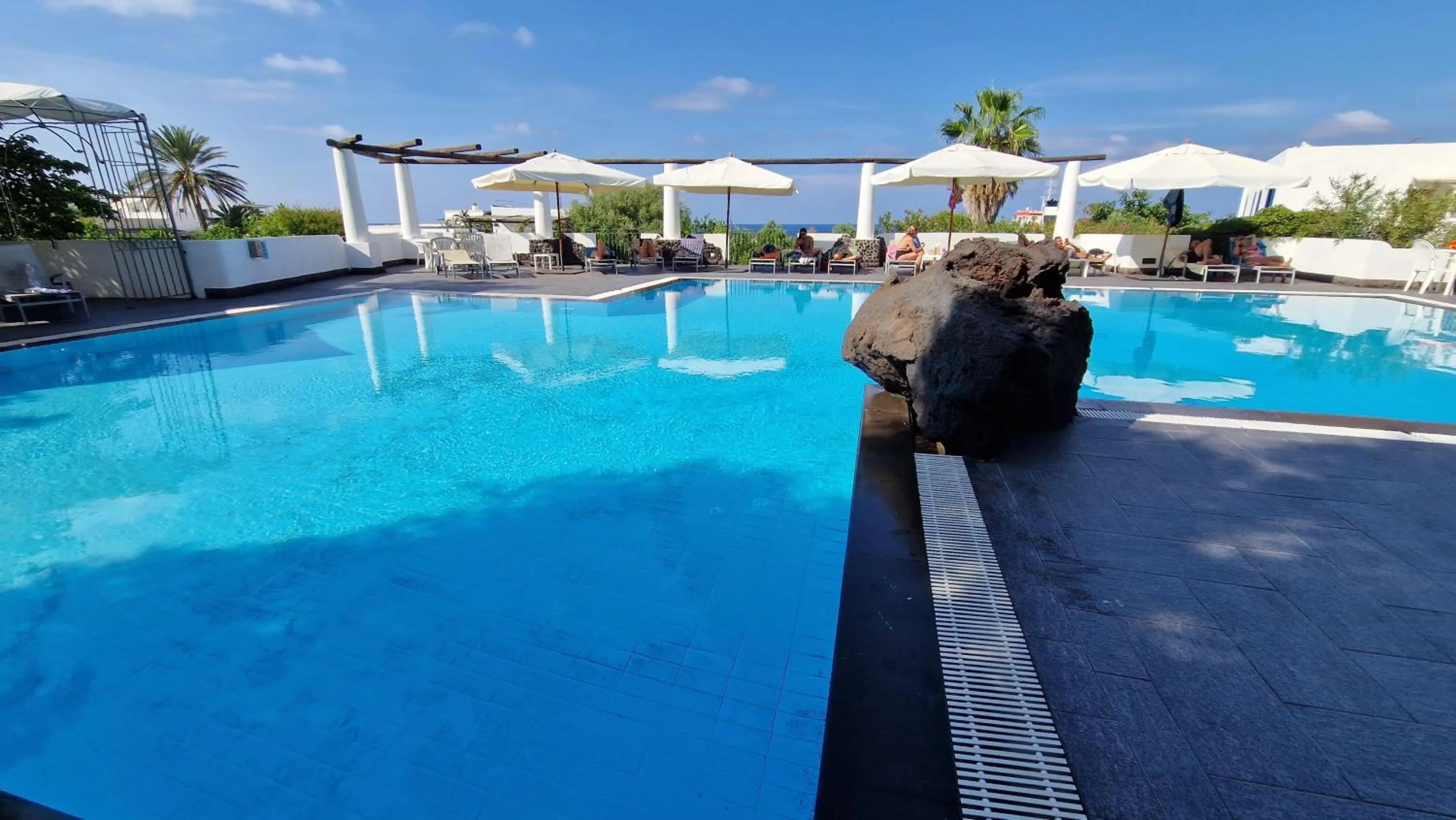 Pool view in La Sirenetta Park Hotel