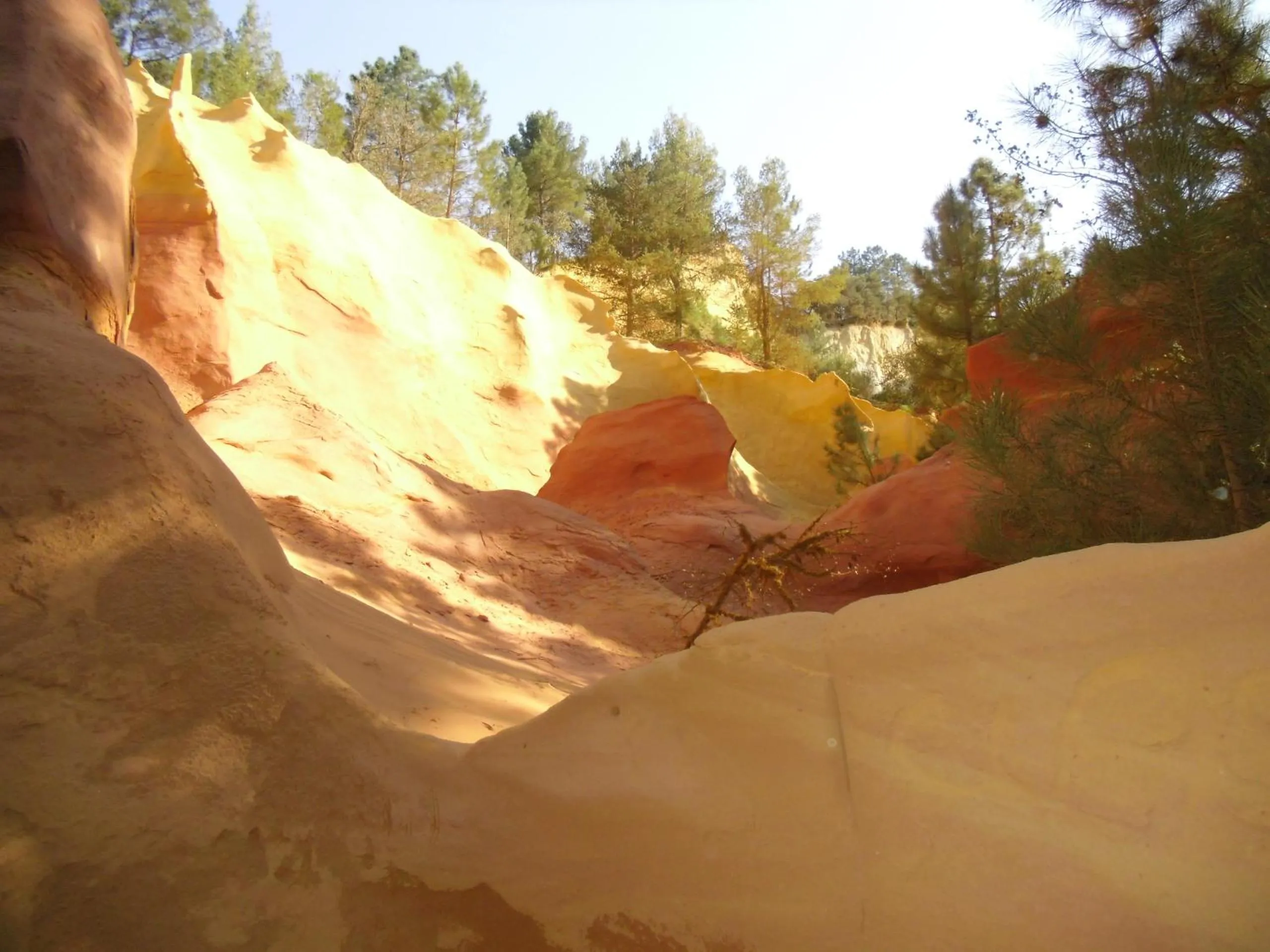 Natural landscape in La Colline des Ocres Village de vacances 3 étoiles
