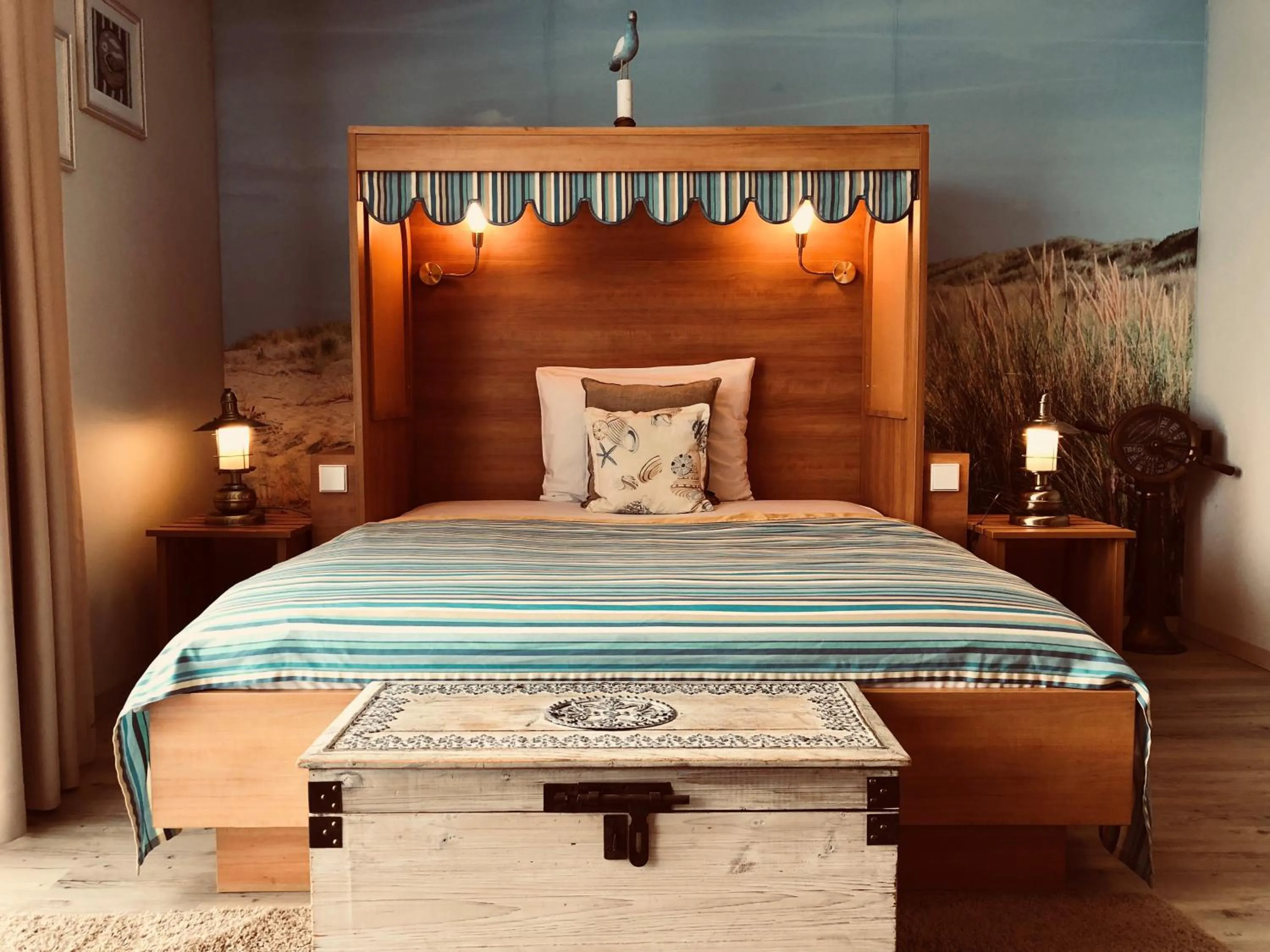 Bed in Hotel TraumRaum - "SELF CHECK IN"