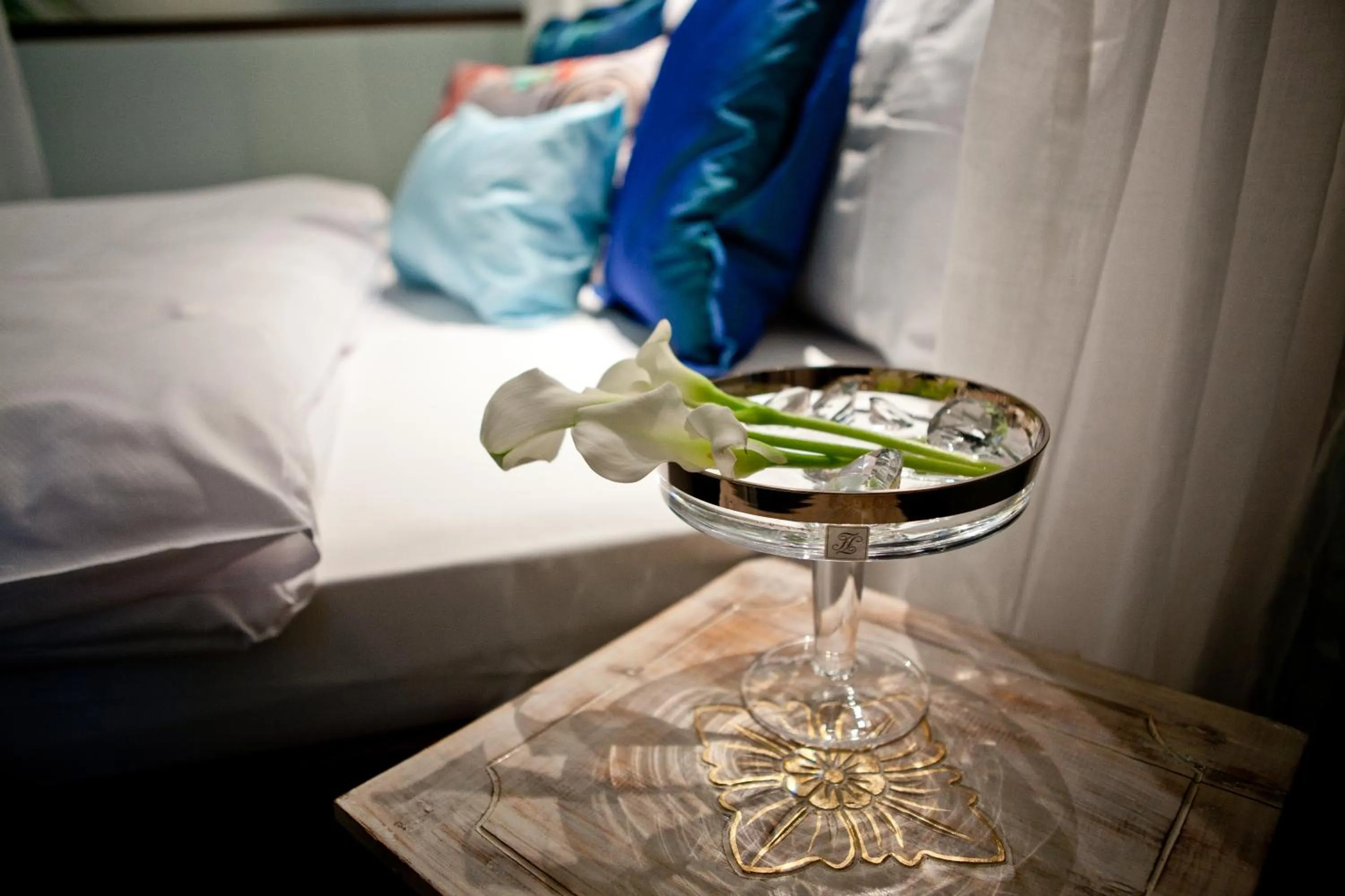 Decorative detail, Bed in Hotel TraumRaum - "SELF CHECK IN"