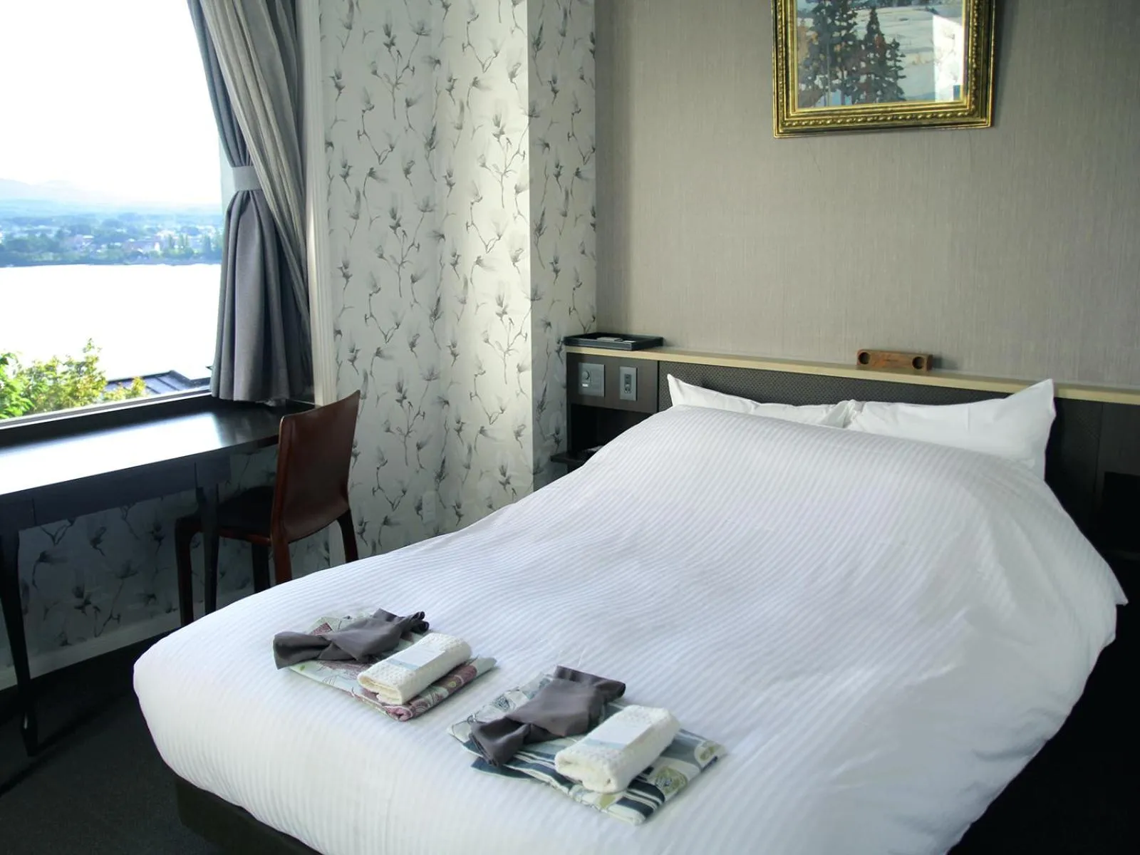 Mountain view, Bed in Mizno Hotel