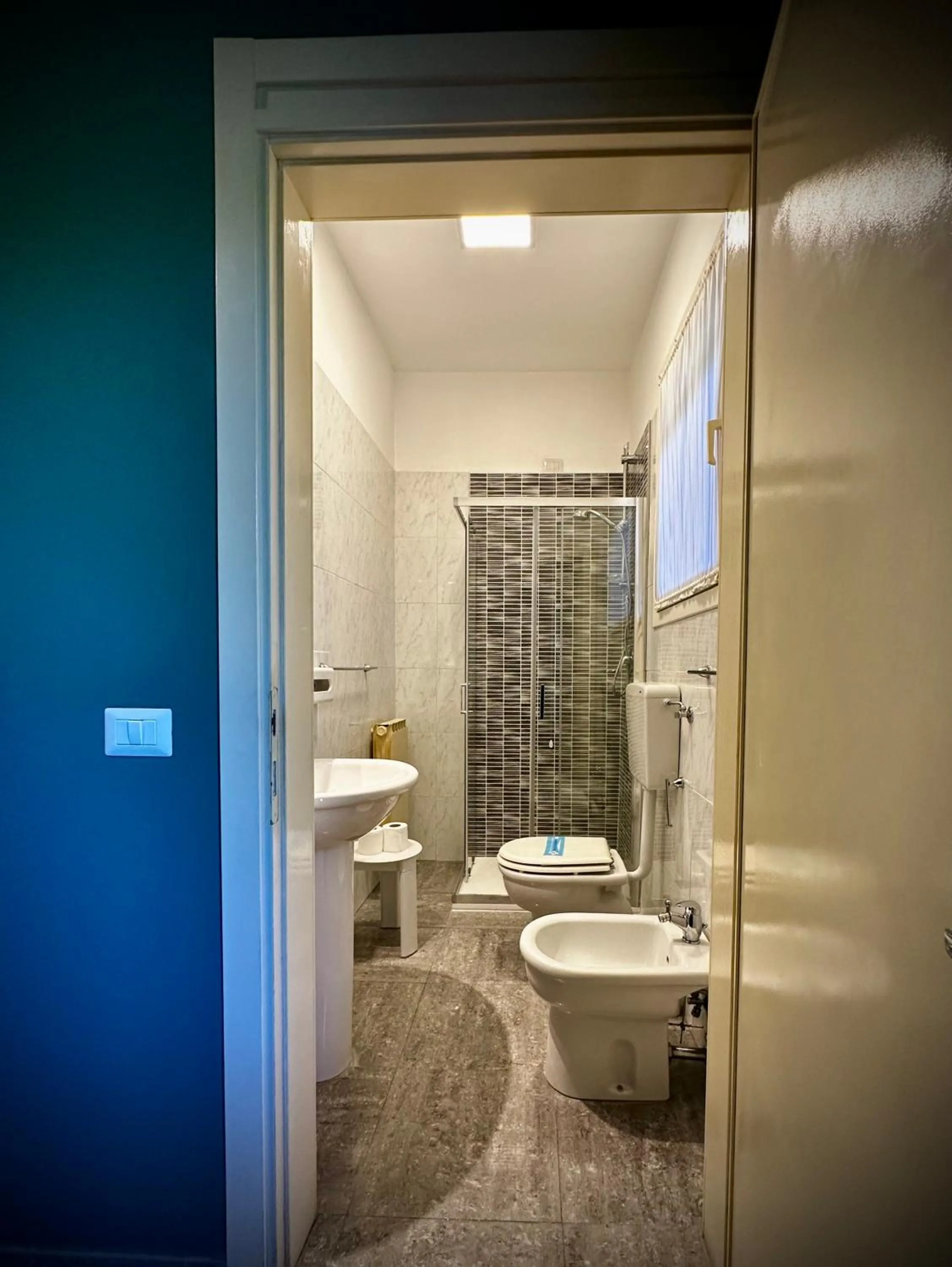 Bathroom in Albergo Italia