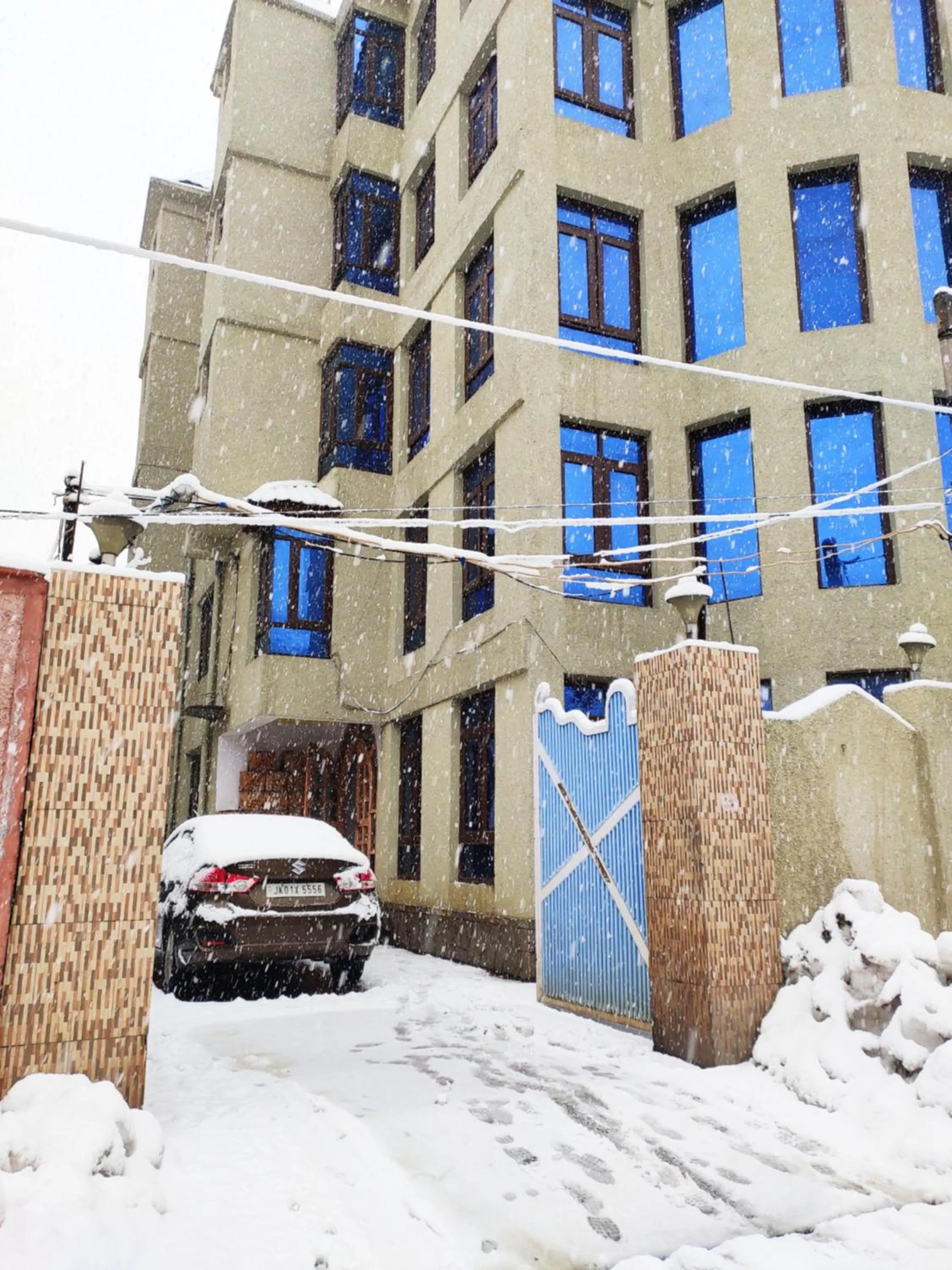Facade/entrance in Hotel Centre Point