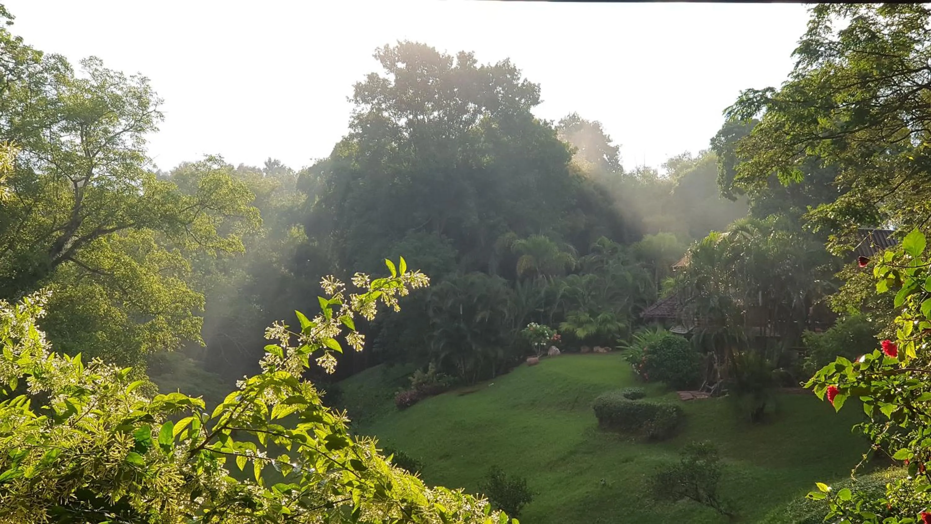 Restaurant/places to eat in Baan Sakuna Hotel