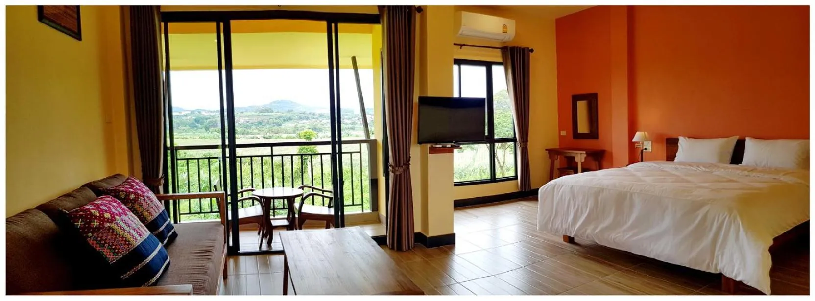 Bed in Baan Sakuna Hotel