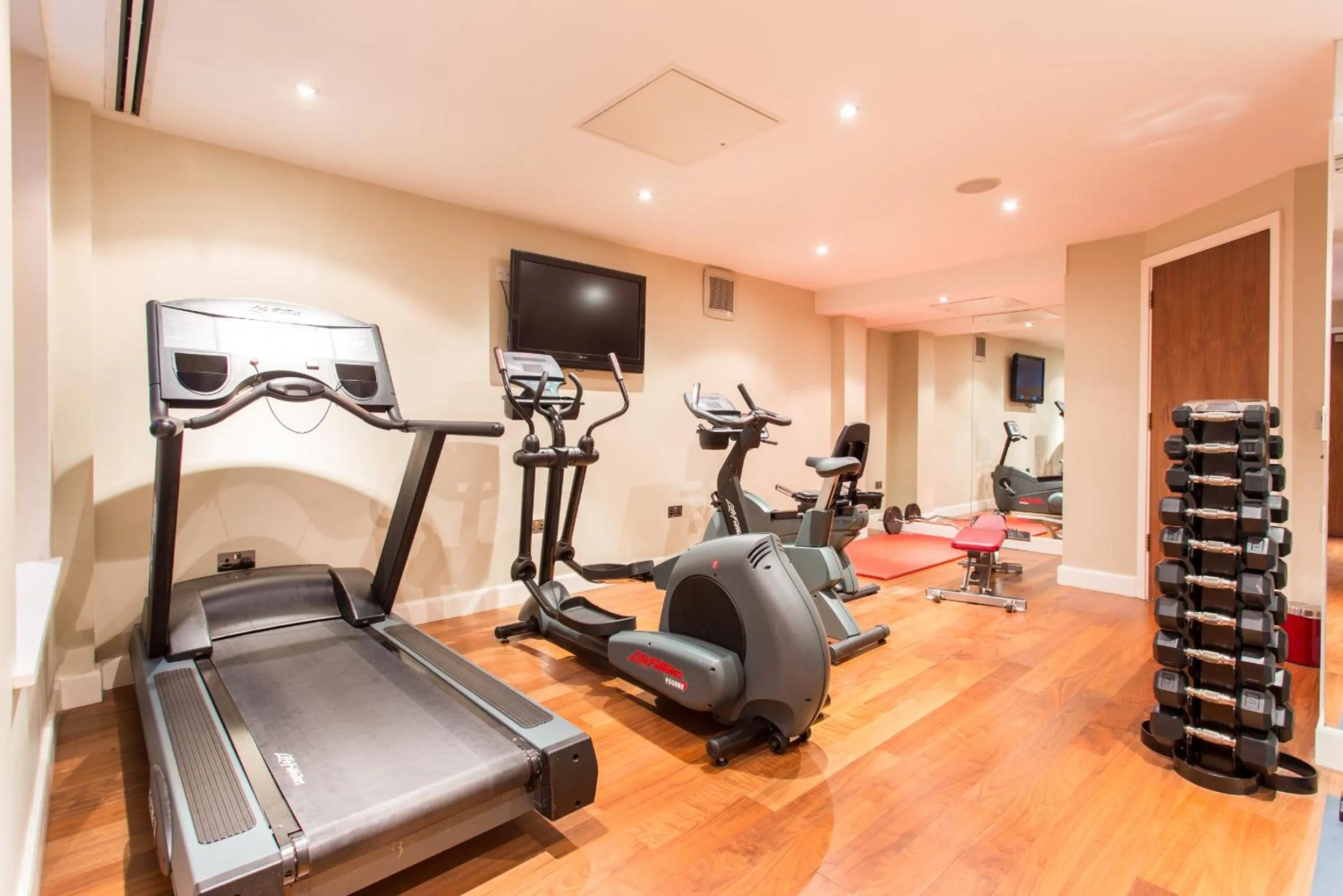 Fitness centre/facilities in The Chambers