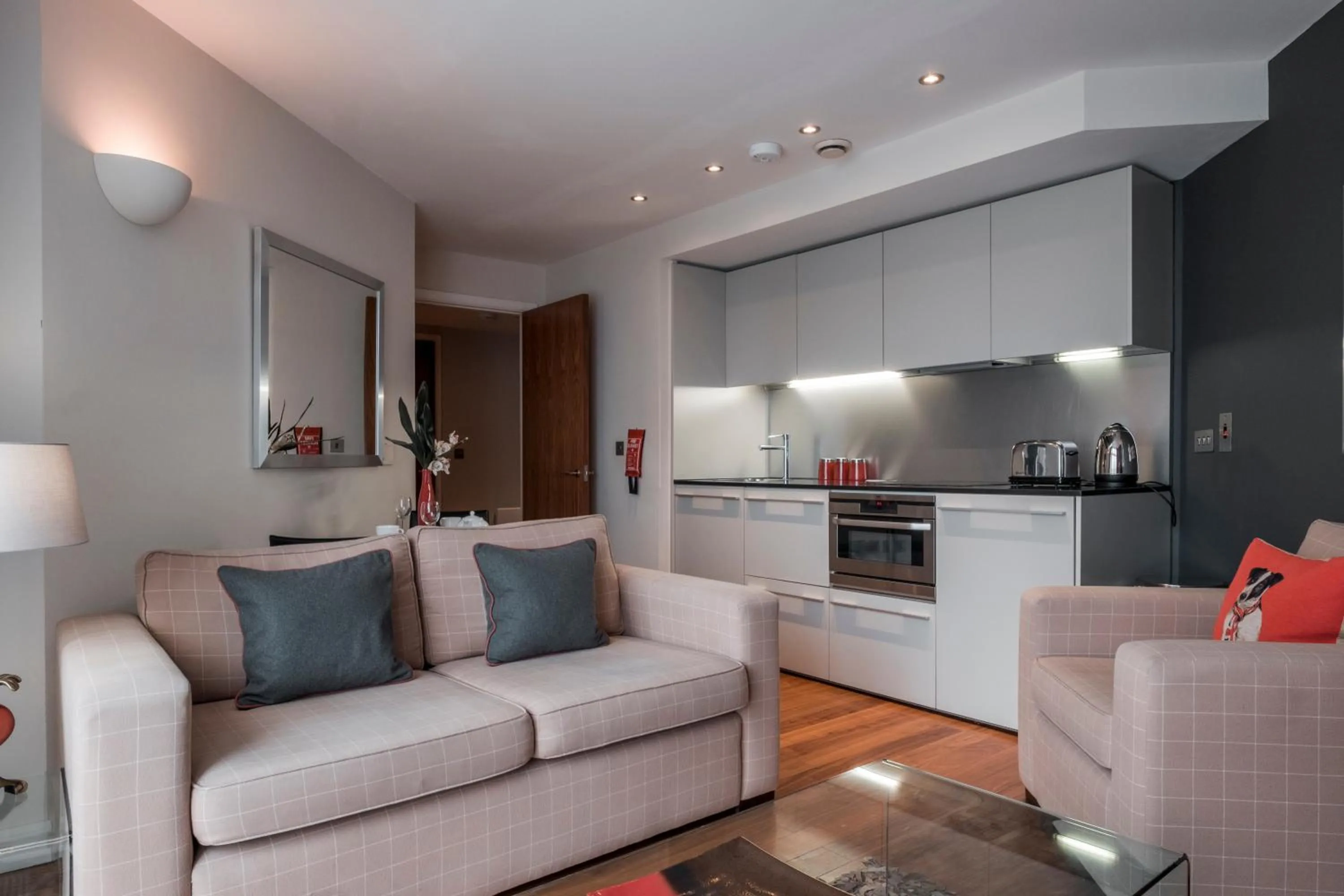 Kitchen or kitchenette in The Chambers