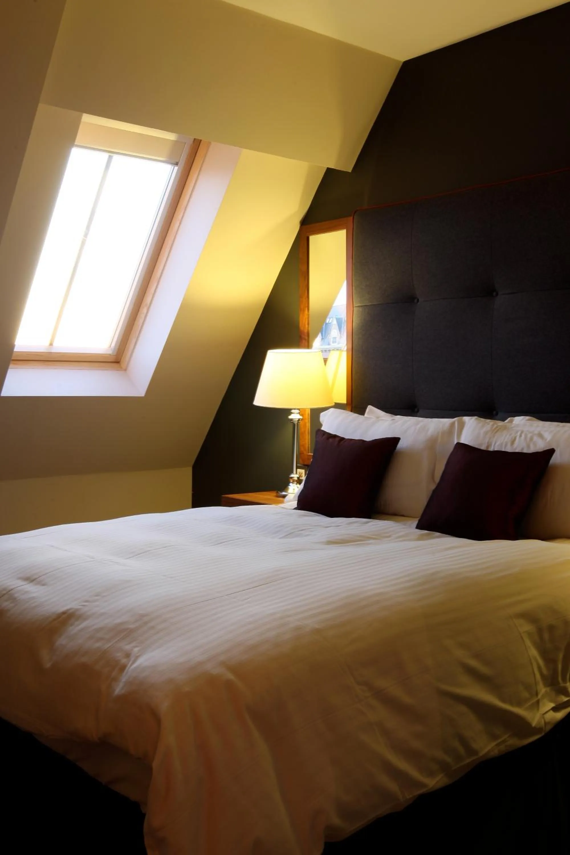 Bedroom, Bed in The Chambers