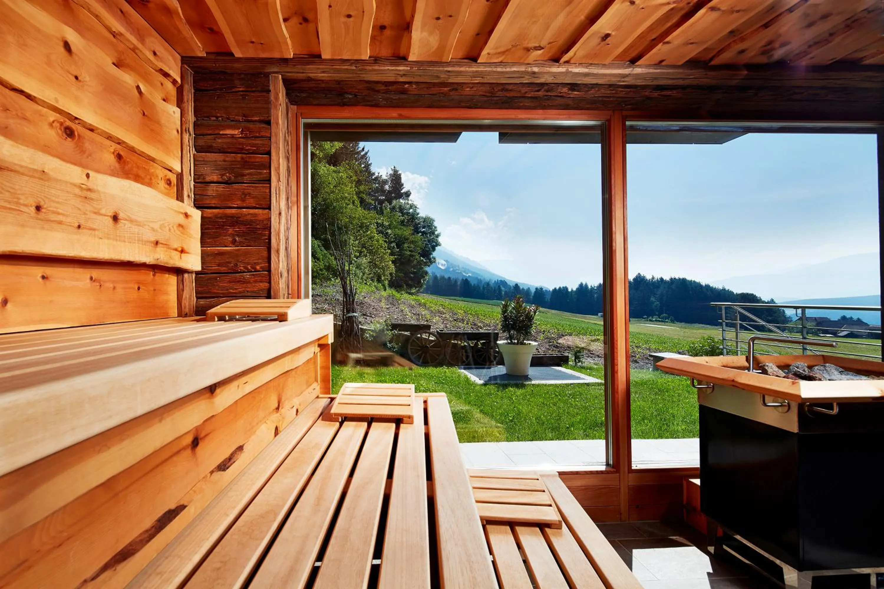 Sauna in Naturhotel Die Waldruhe GmbH