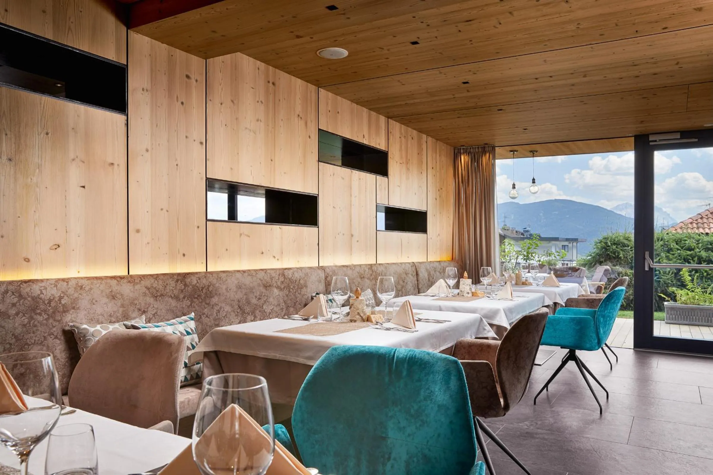 Restaurant/places to eat in Naturhotel Die Waldruhe GmbH