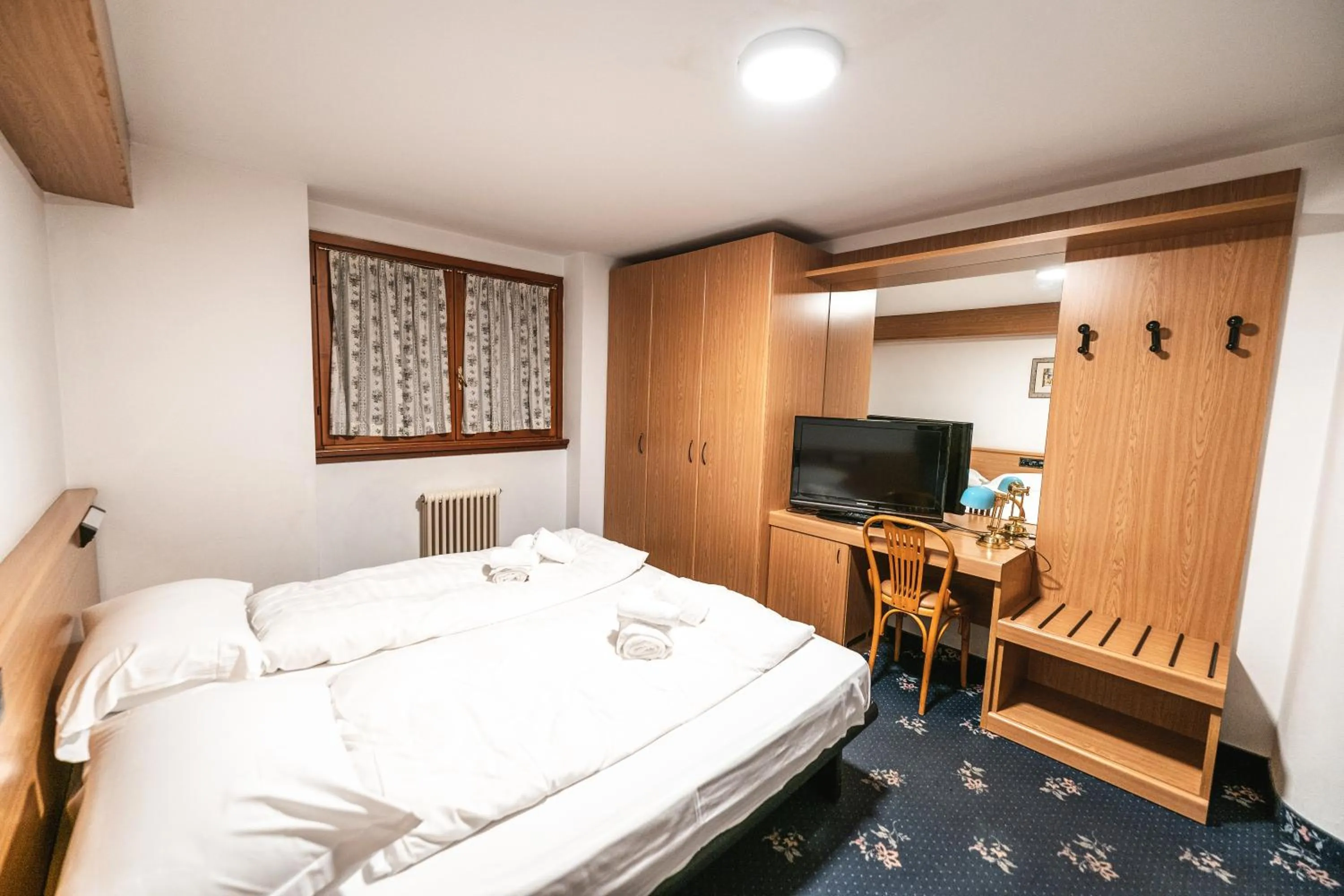 Photo of the whole room, Bed in Smart Hotel Renzi